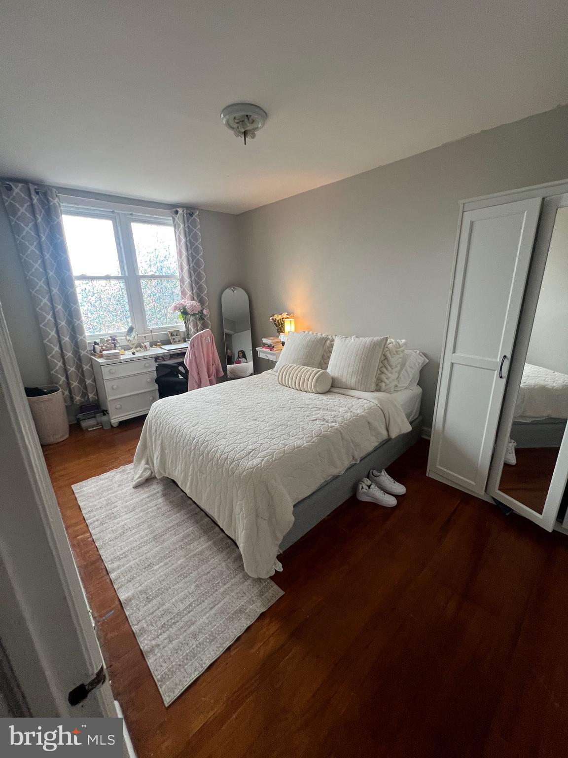 MAYFAIR - Residential