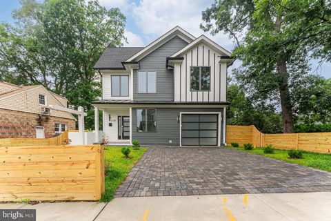 2100 S NELSON STREET ARLINGTON VA 22204