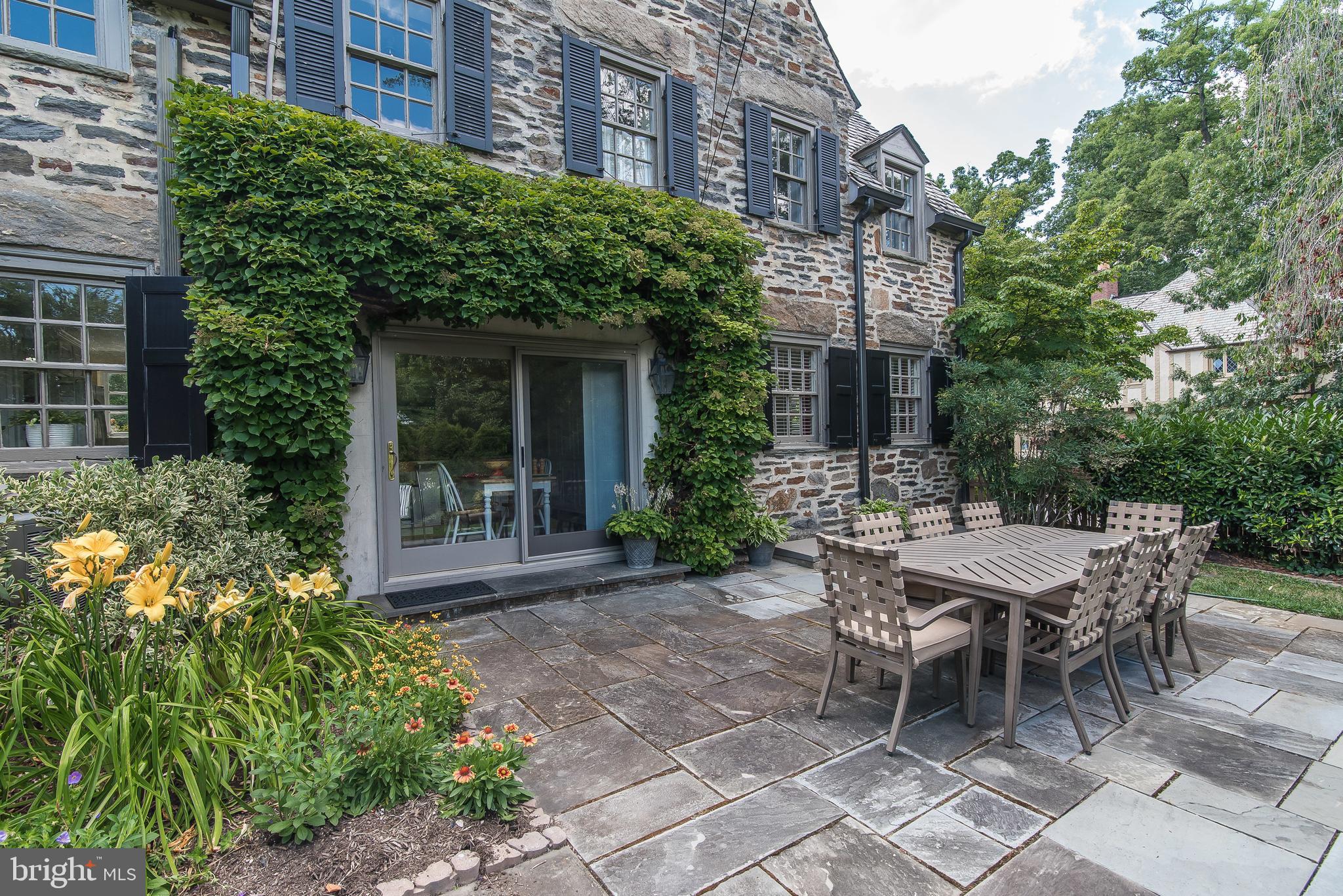 GREATER HOMELAND HISTORIC DISTRICT - Residential