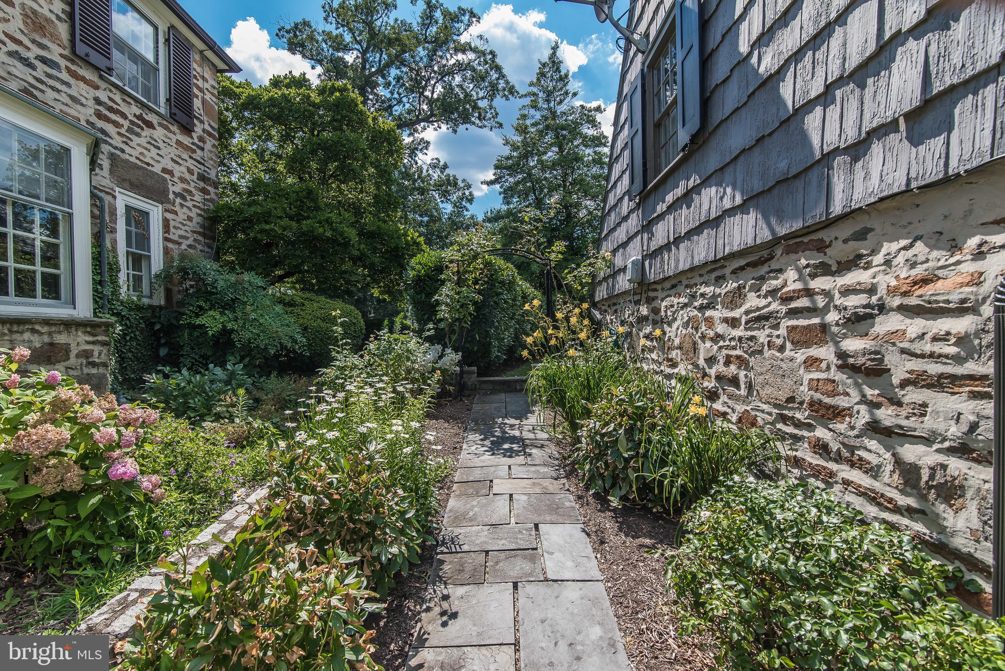 GREATER HOMELAND HISTORIC DISTRICT - Residential