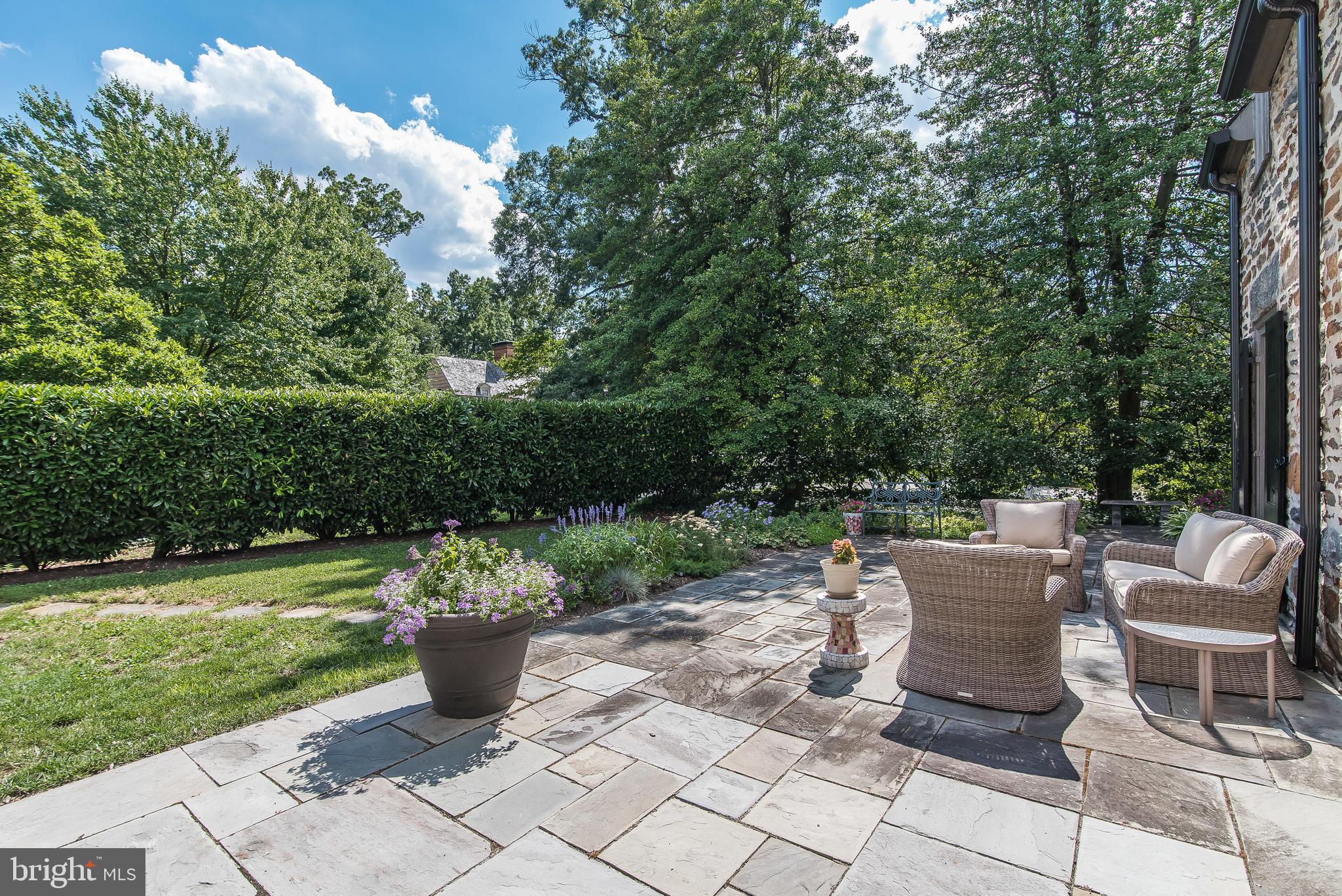 GREATER HOMELAND HISTORIC DISTRICT - Residential