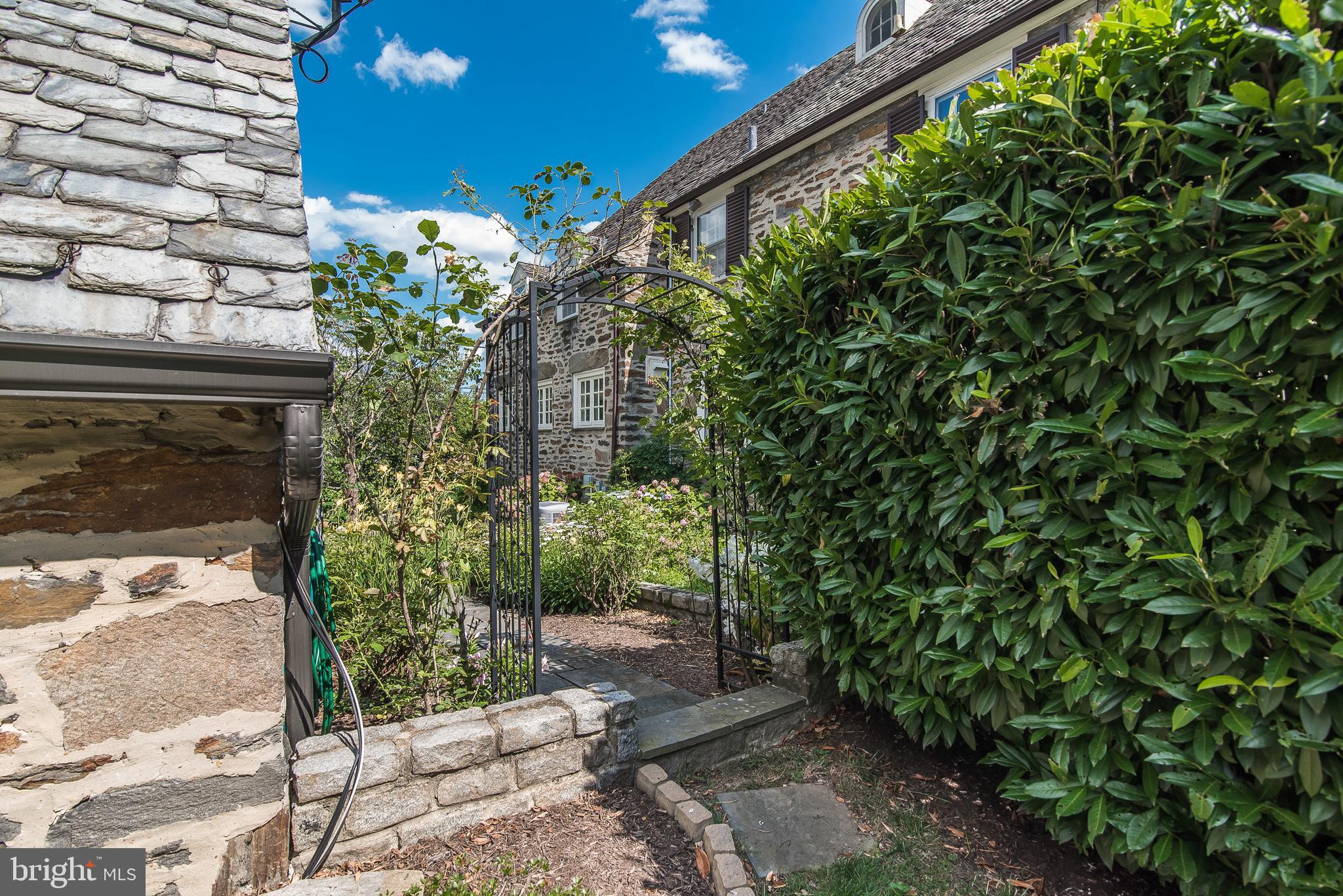 GREATER HOMELAND HISTORIC DISTRICT - Residential