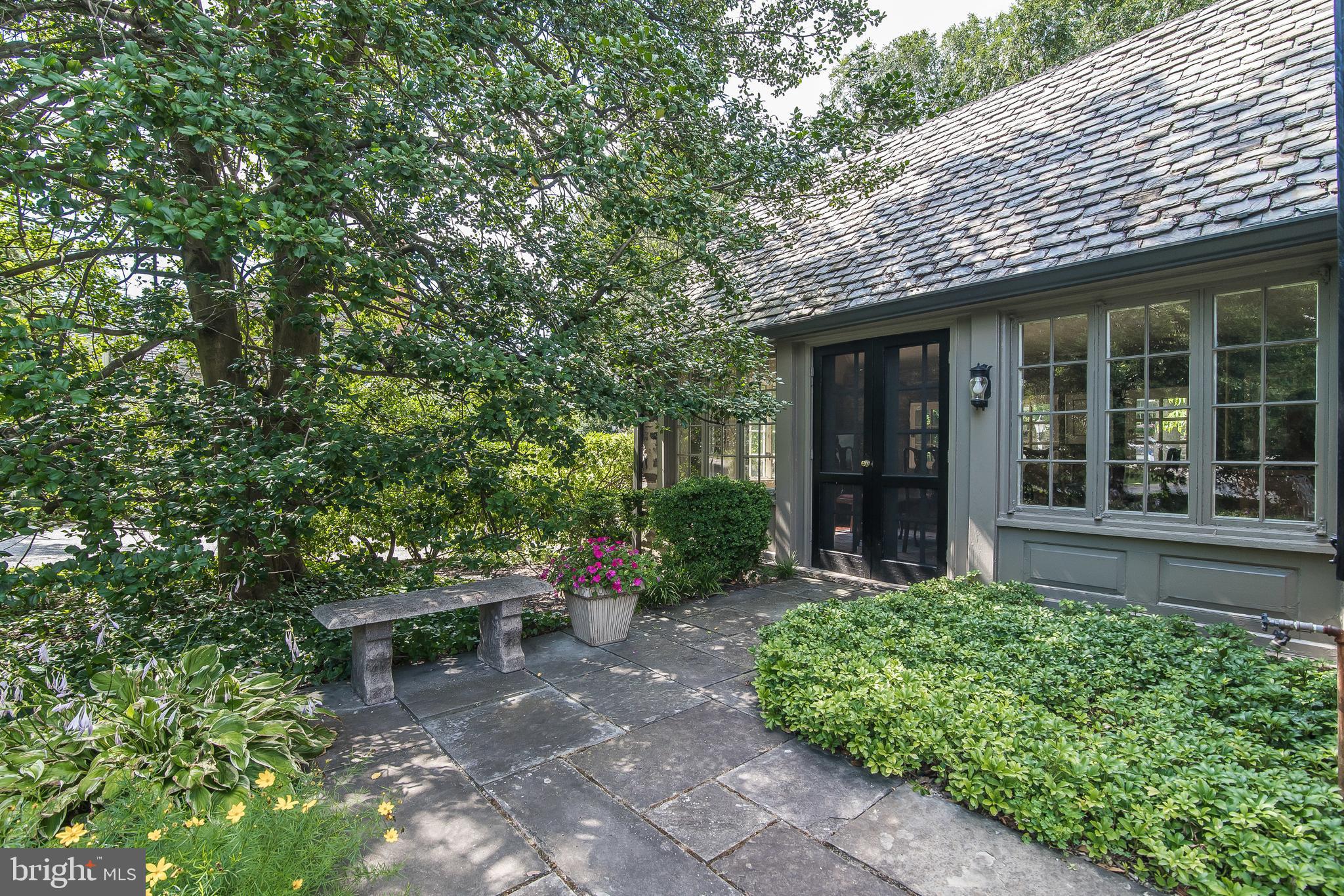 GREATER HOMELAND HISTORIC DISTRICT - Residential