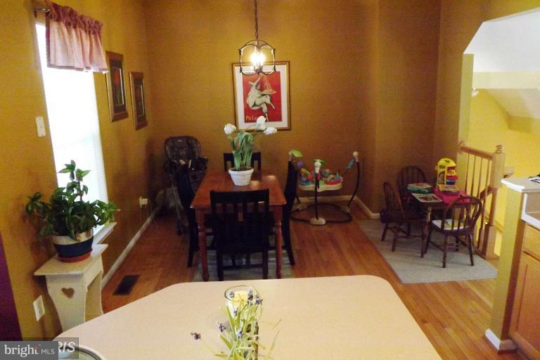 RIDGELEIGH - Residential Lease