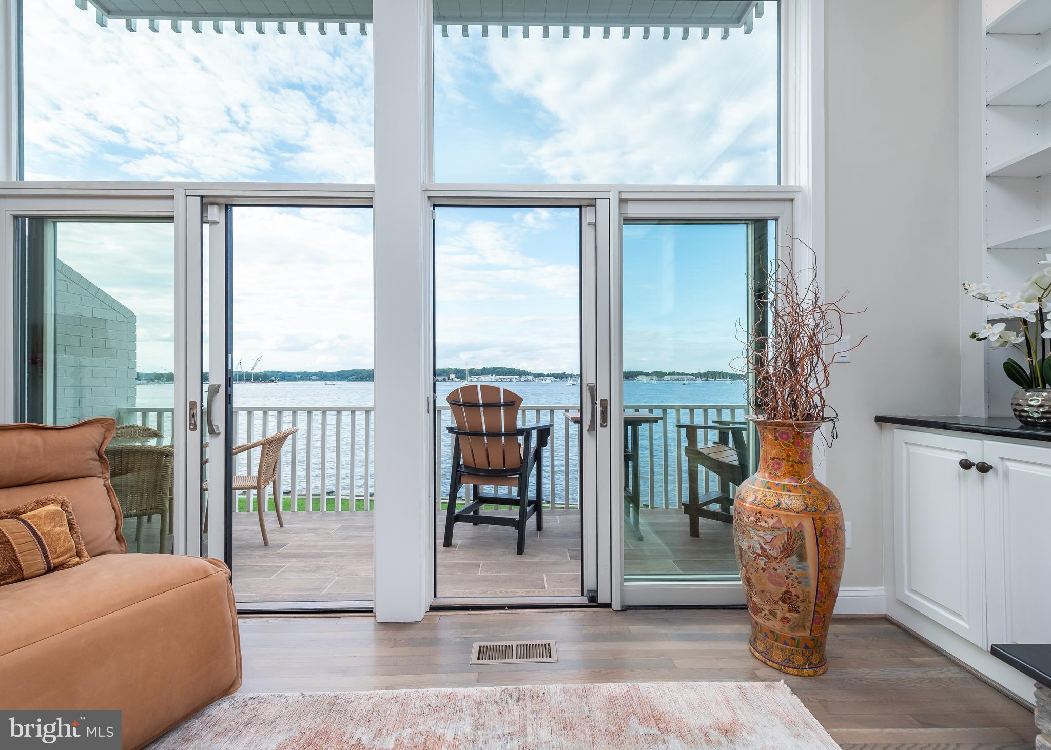 HORN POINT - Residential