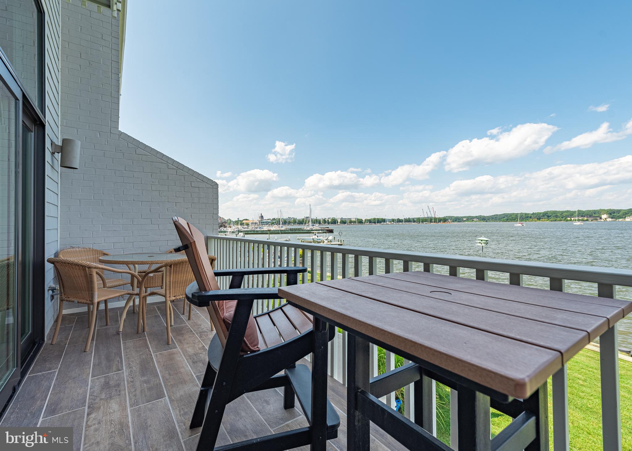 HORN POINT - Residential