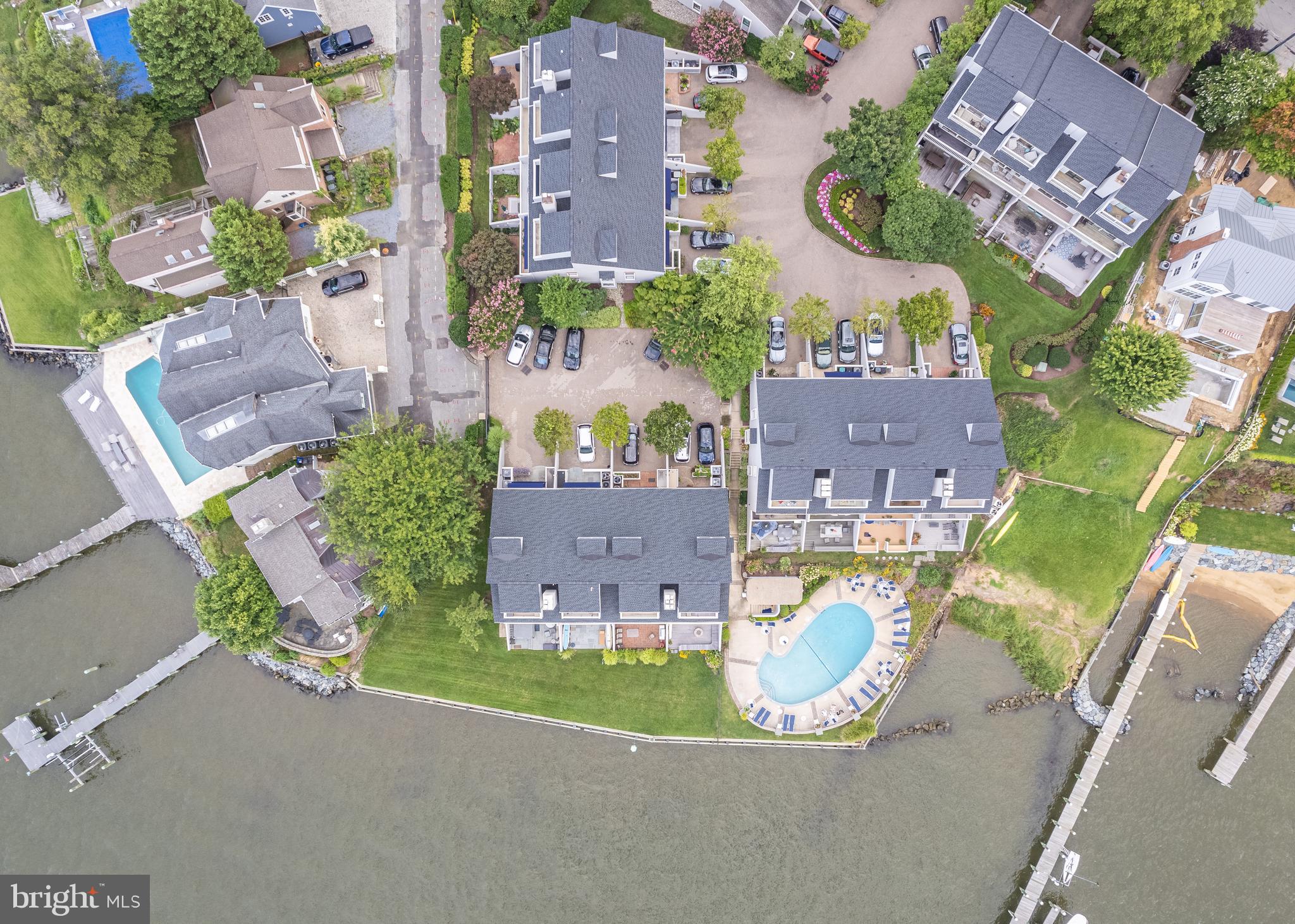 HORN POINT - Residential