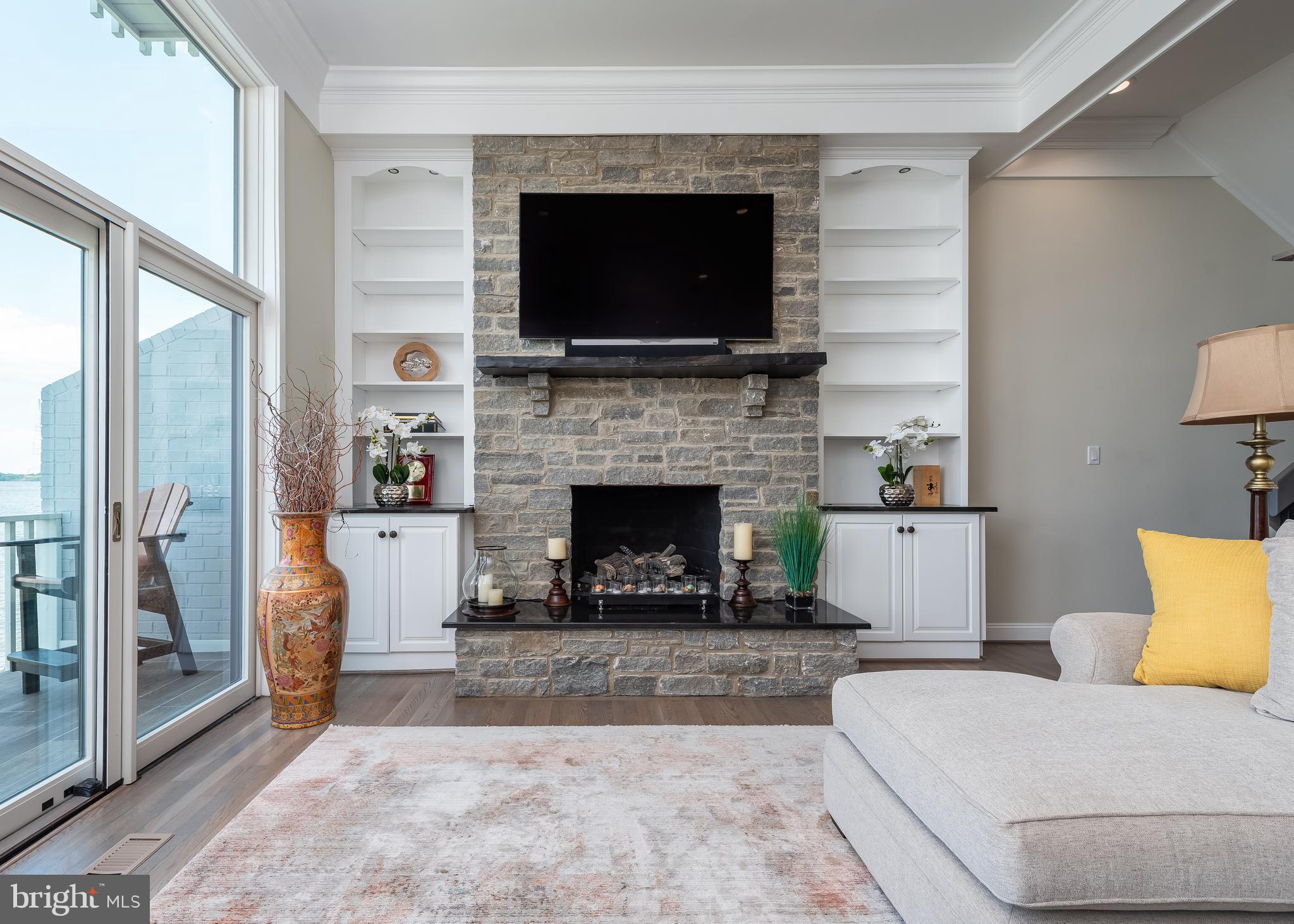 HORN POINT - Residential