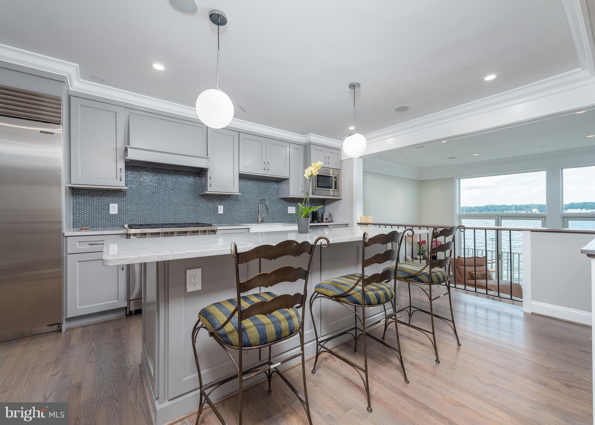 HORN POINT - Residential