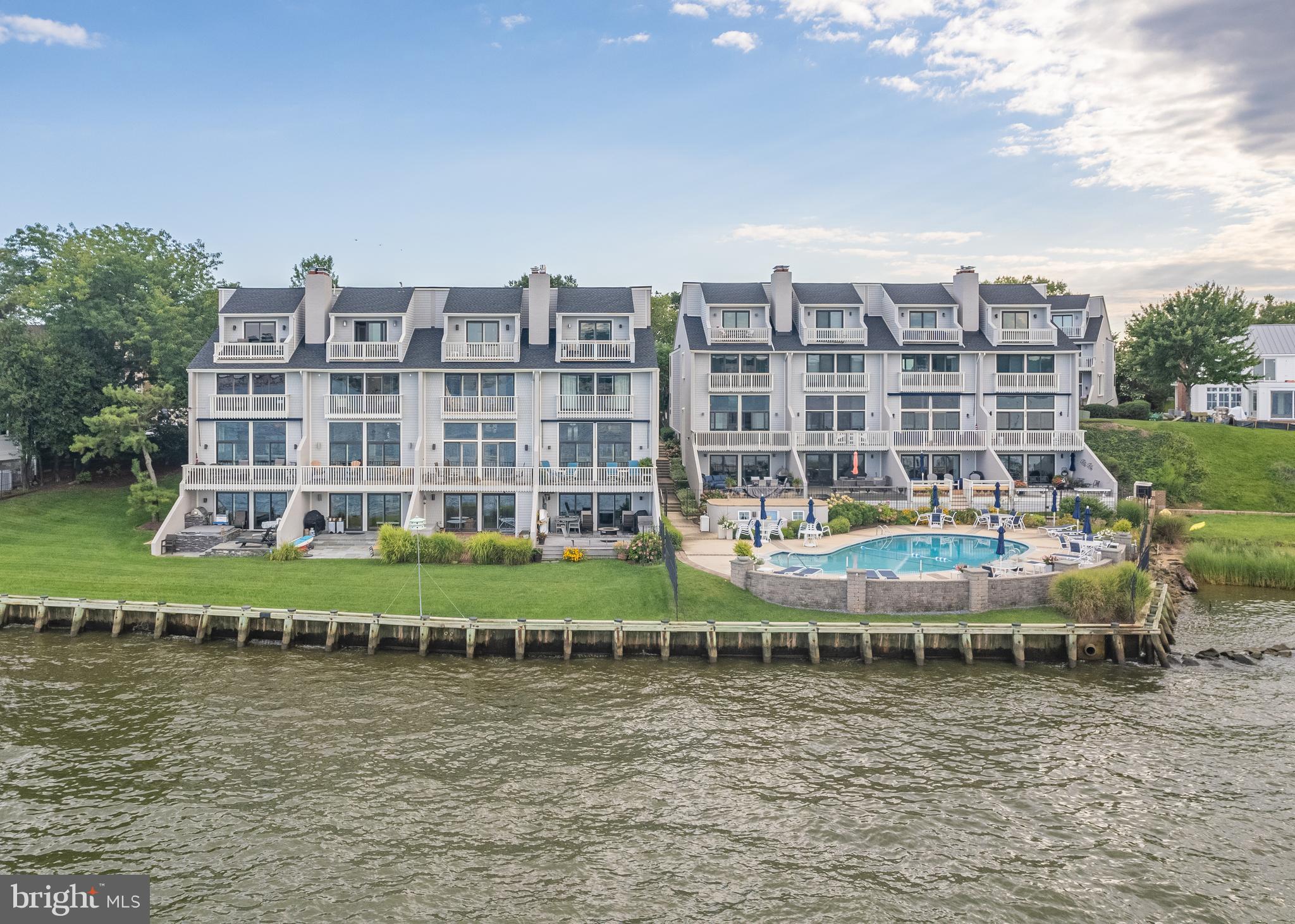 HORN POINT - Residential