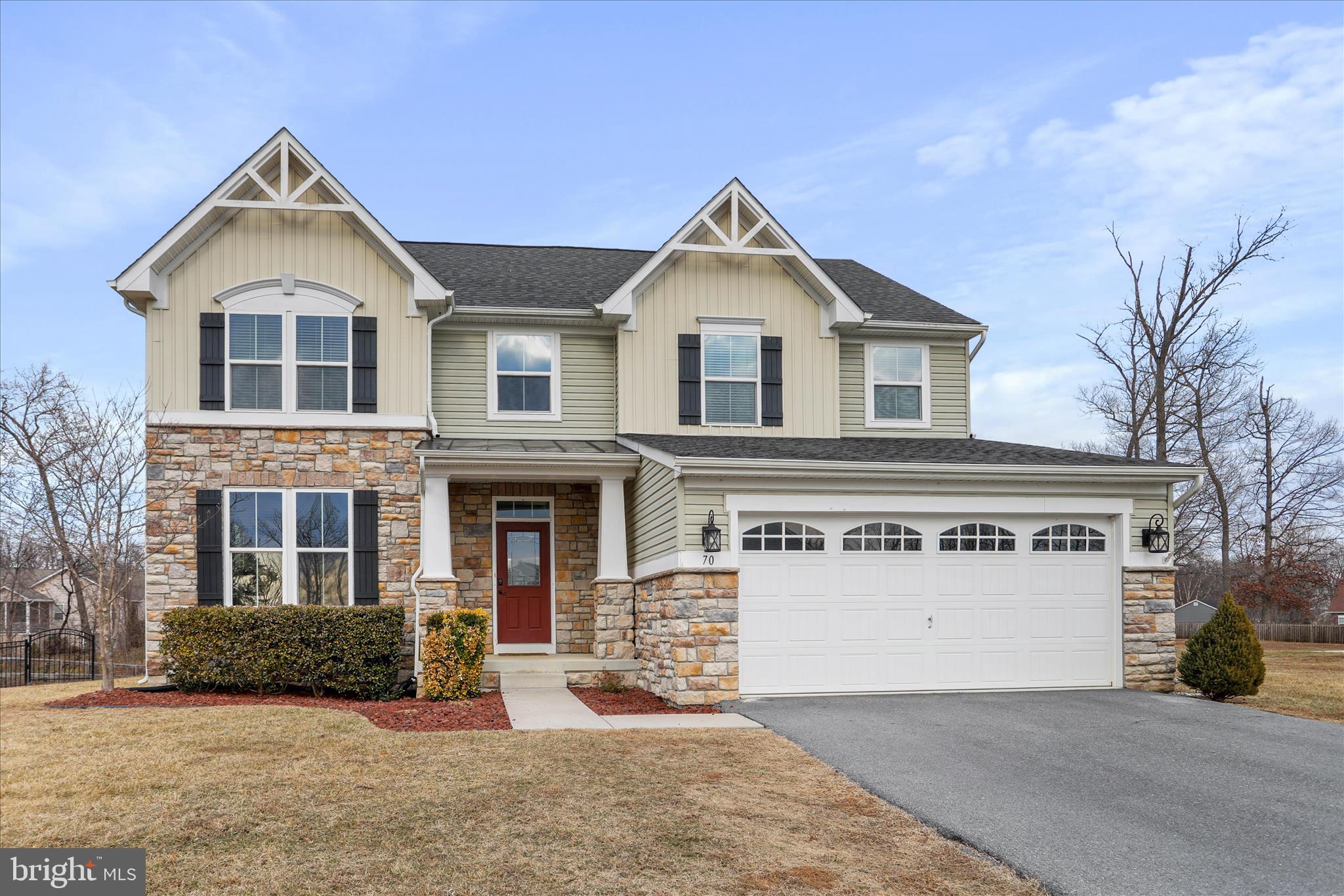 BROOKFIELD ON THE POTOMAC - Residential