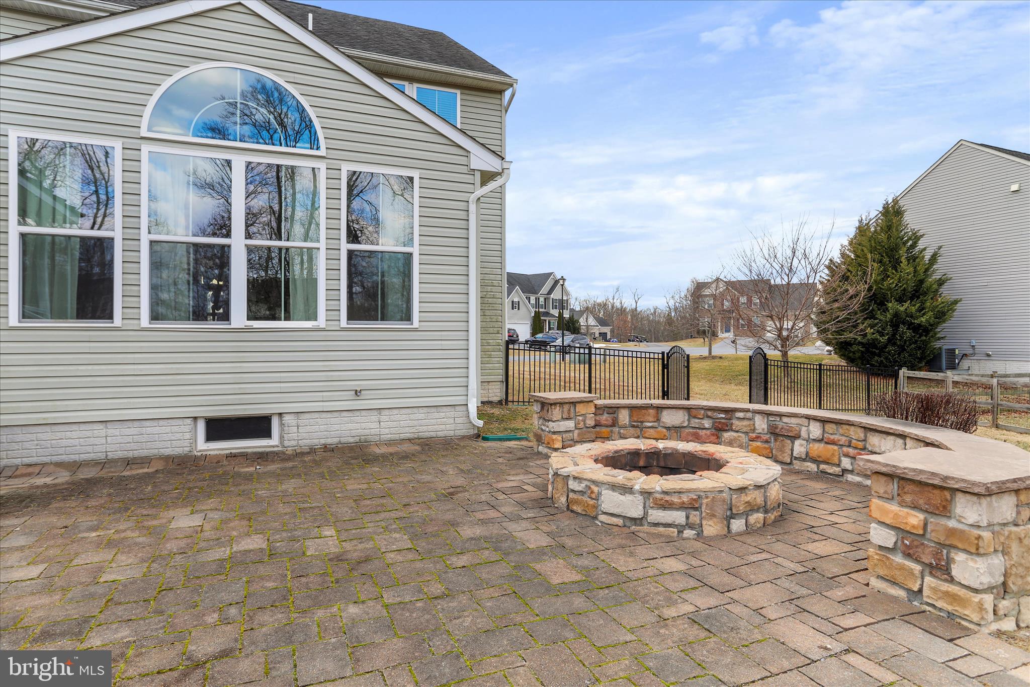 BROOKFIELD ON THE POTOMAC - Residential