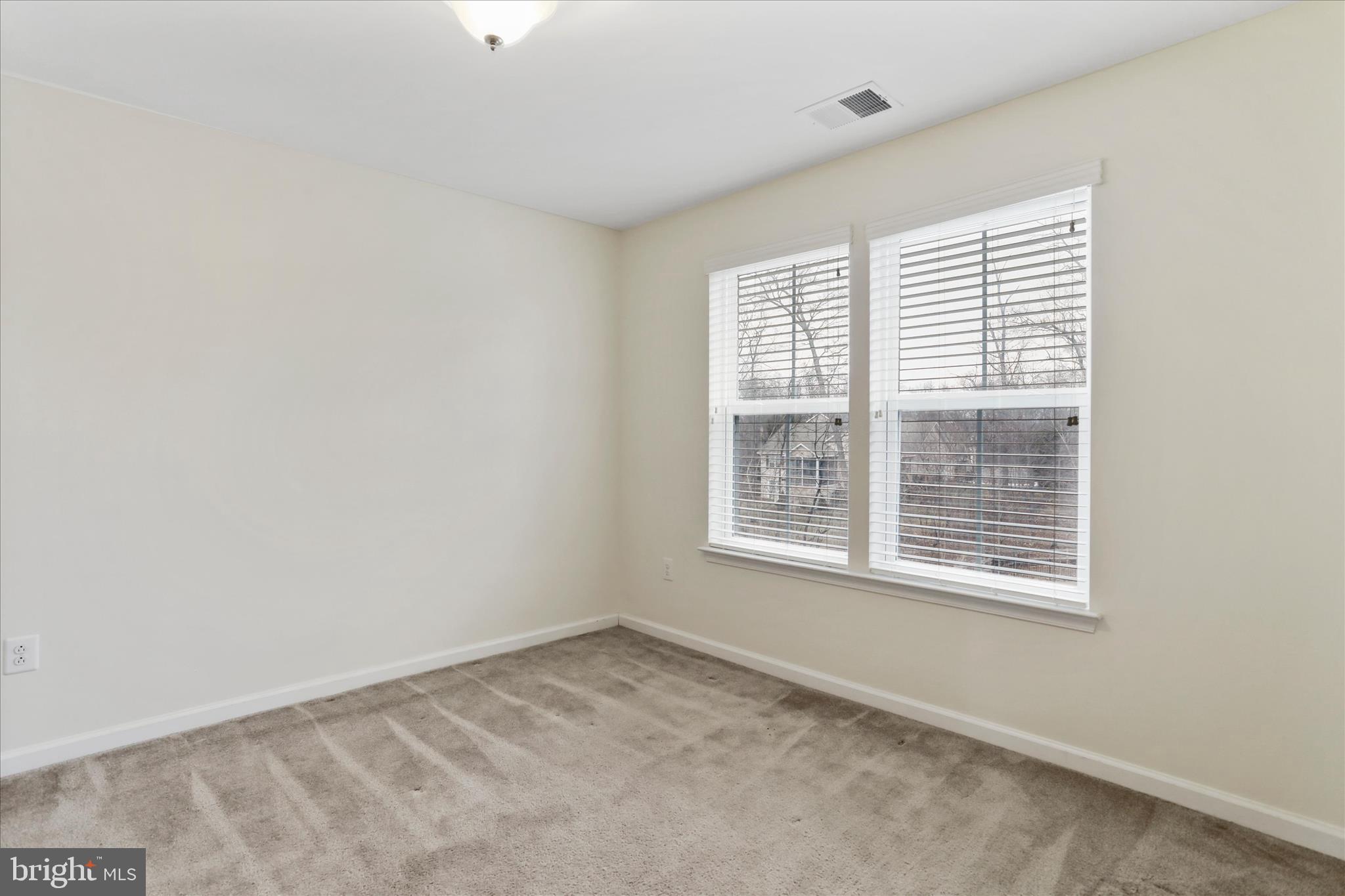 BROOKFIELD ON THE POTOMAC - Residential