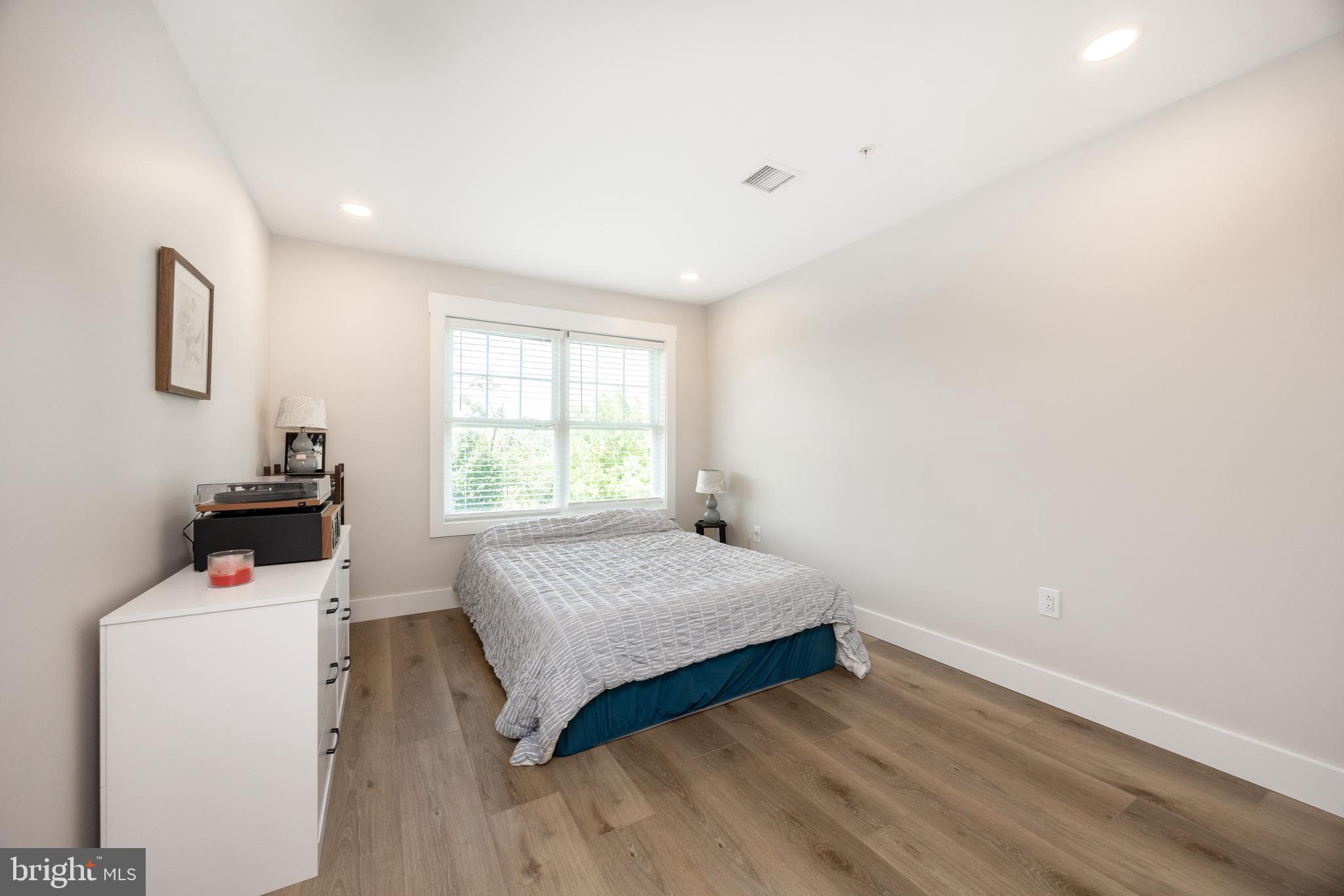 WHITELAND CREST - Residential Lease