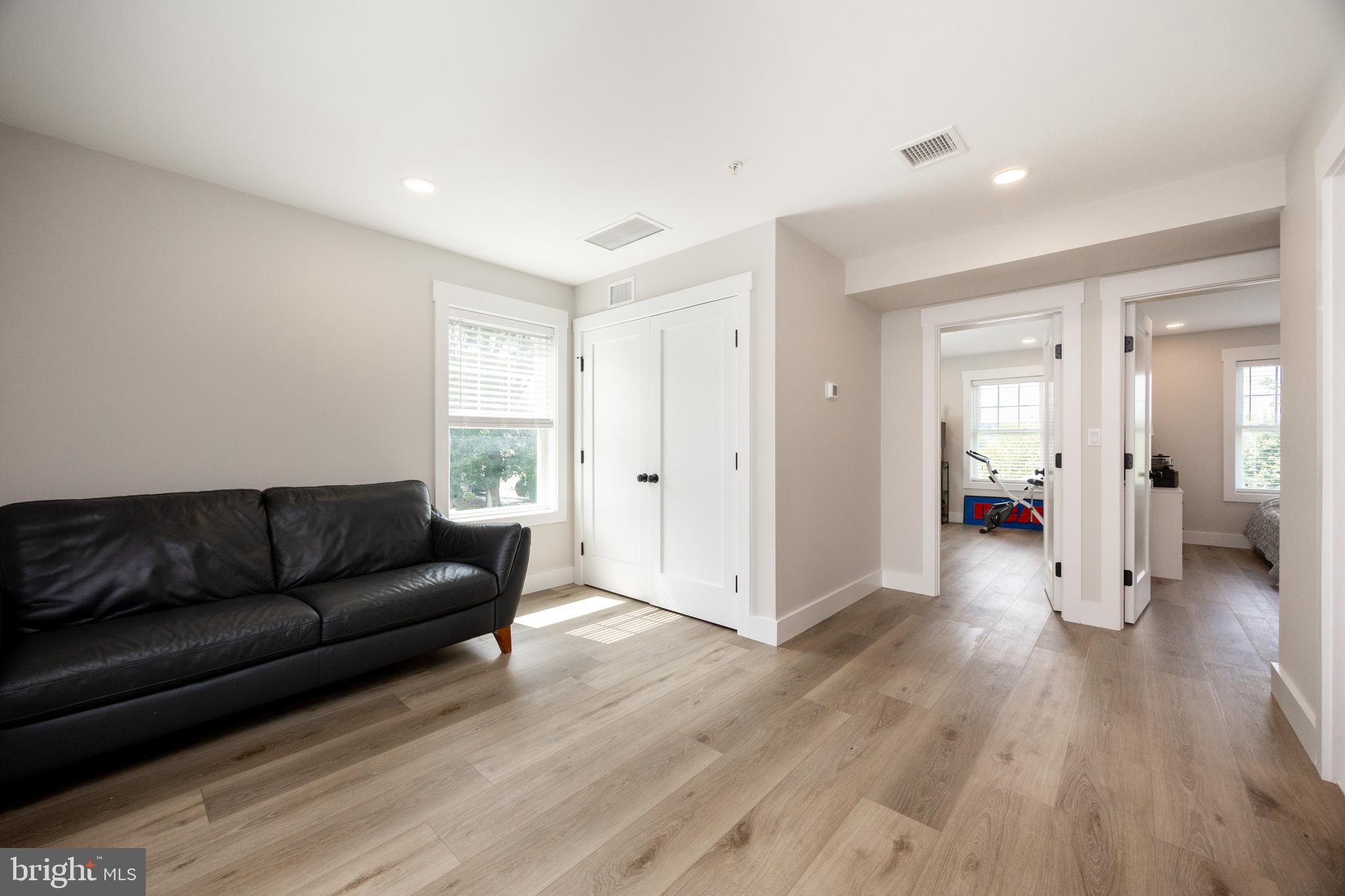 WHITELAND CREST - Residential Lease