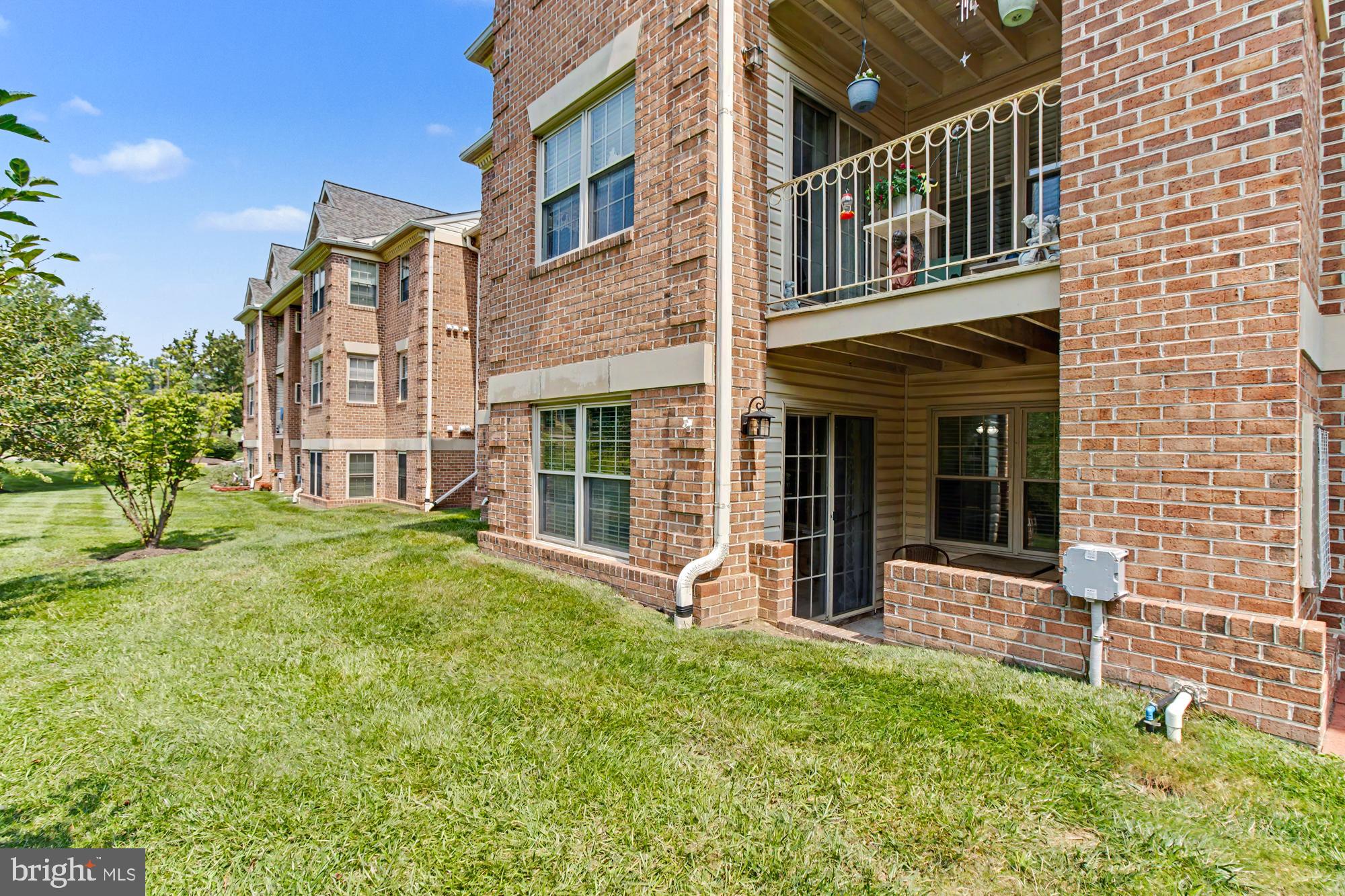 1717 LANDMARK DRIVE 1L