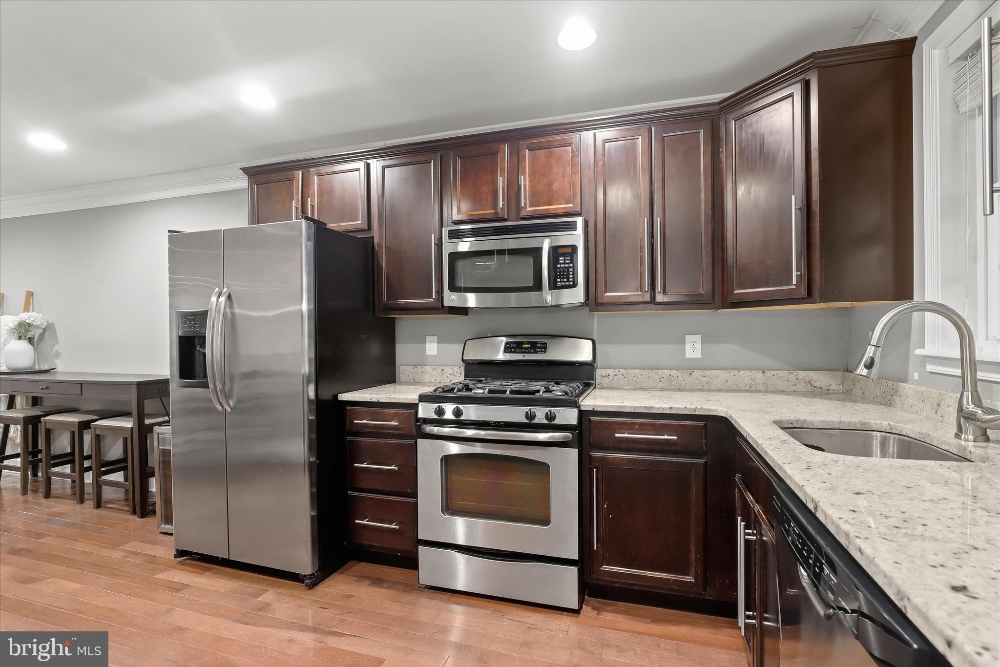 CANTON - Residential