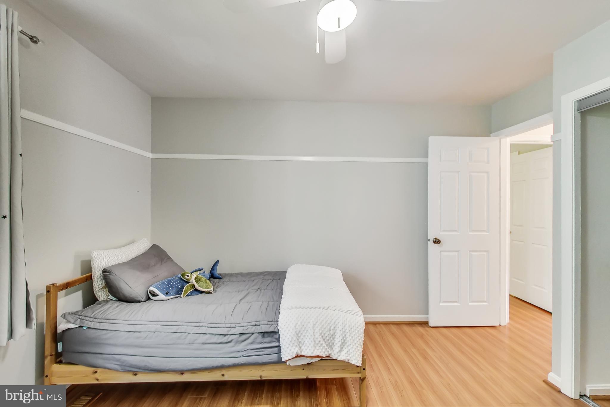 LAKE DEVEREUX - Residential