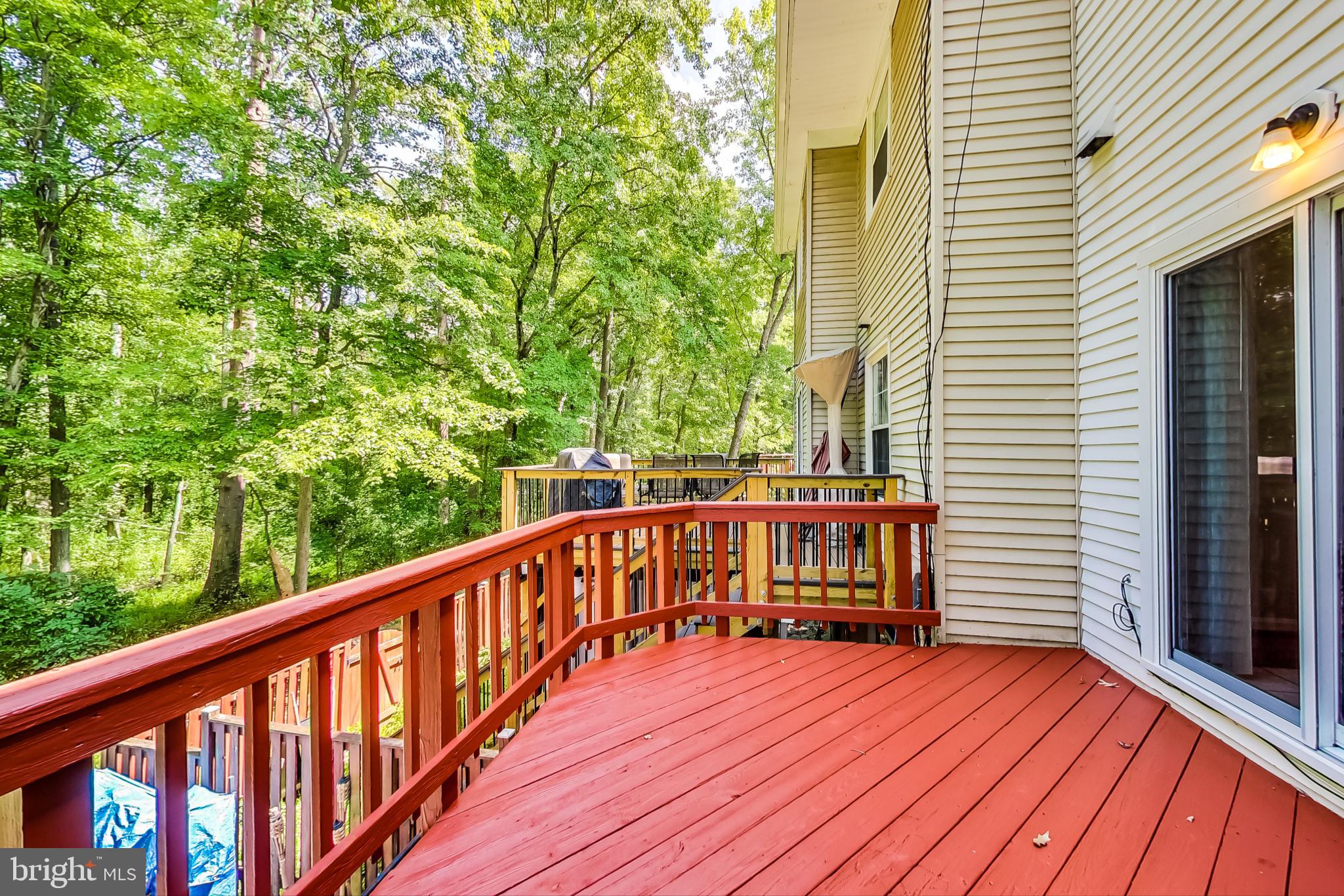 LAKE DEVEREUX - Residential