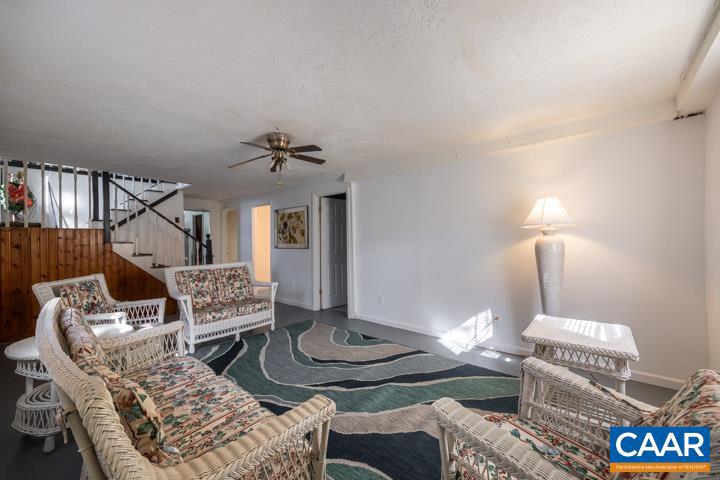 BELMONT - Residential