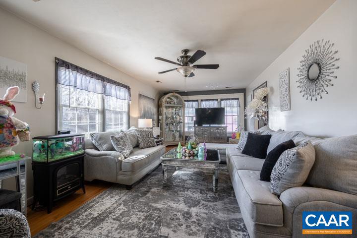 BELMONT - Residential