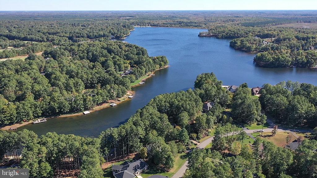 FAWN LAKE - Residential