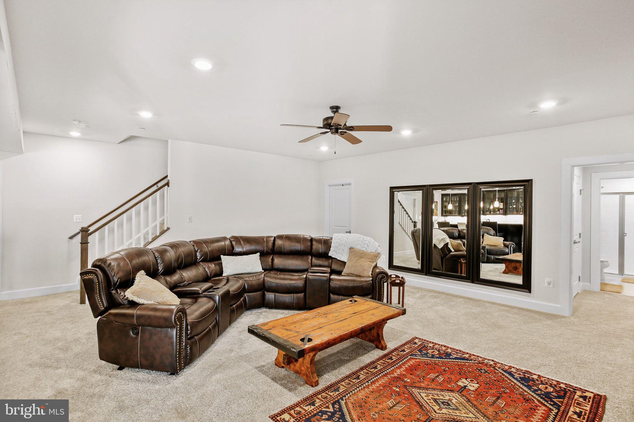 ESTATES AT GREENTREE FARM - Residential