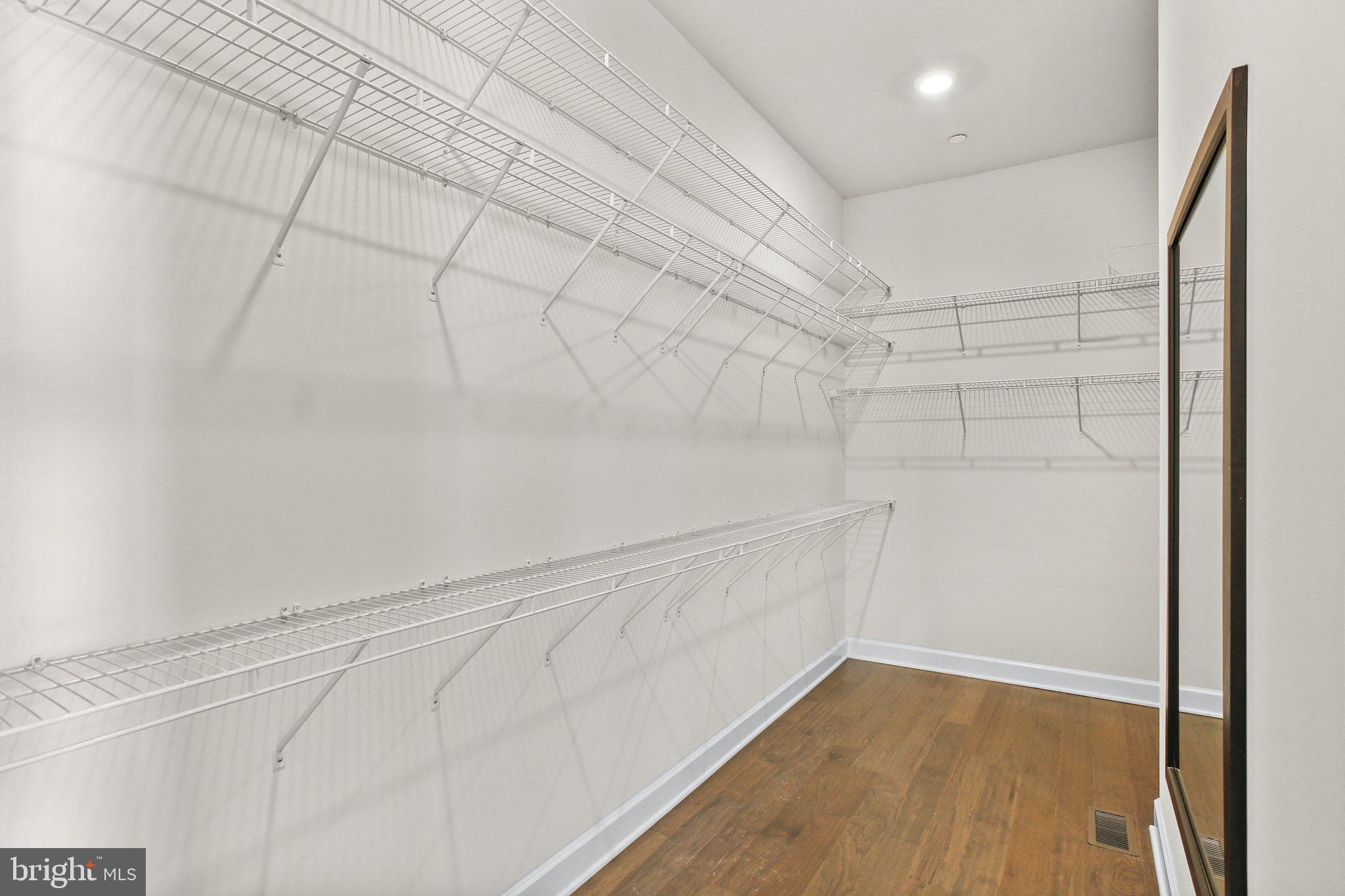 ESTATES AT GREENTREE FARM - Residential