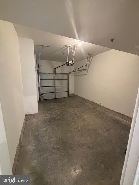 FARMSTEAD DISTRICT - Residential Lease