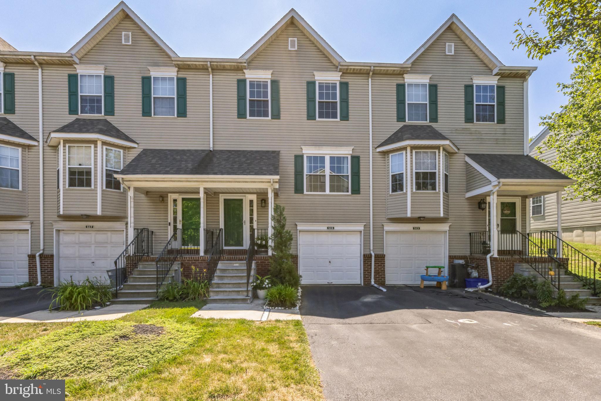 Welcome to 515 Williamsburg Way
This beautifully updated 3-bedroom, 2.5-bath home with a built in garage is located in Williamsburg Commons. The remodeled kitchen (2019) features beautiful granite countertops, and stainless steel appliances that flows into an open-concept living space—ideal for everyday living and entertaining.
Enjoy indoor-outdoor living with a new sliding glass door (2019) that opens to a freshly stained deck (2024).
Additional upgrades include:
New flooring in the foyer, living room, kitchen, and powder room (2018)
New windows (2020)
New roof (2021)
Finished basement with carpet and tile (2017)
Plush carpet in bedrooms, stairs, and hallway (2022)
Located within walking distance to Swedeland Playground, this move-in-ready home has been meticulously maintained and is ready for its next chapter.
Schedule your tour today—don’t miss out.