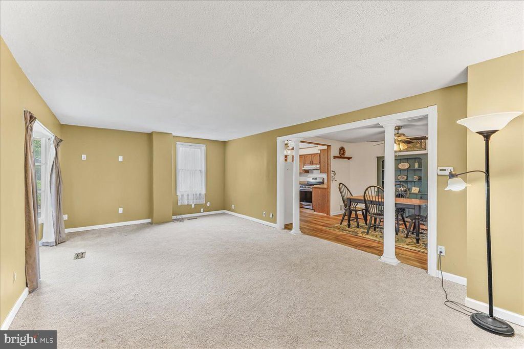 Photo of 46 E Knowles Avenue, GLENOLDEN, PA 19036 (MLS # PADE2100268)