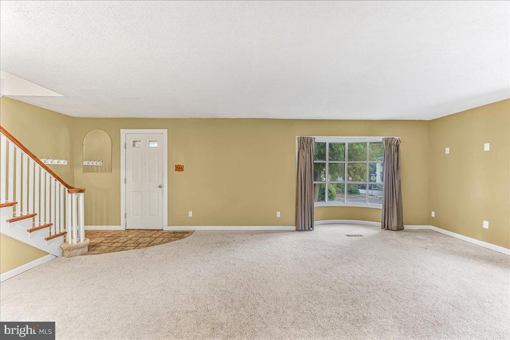 Photo of 46 E Knowles Avenue, GLENOLDEN, PA 19036 (MLS # PADE2100268)
