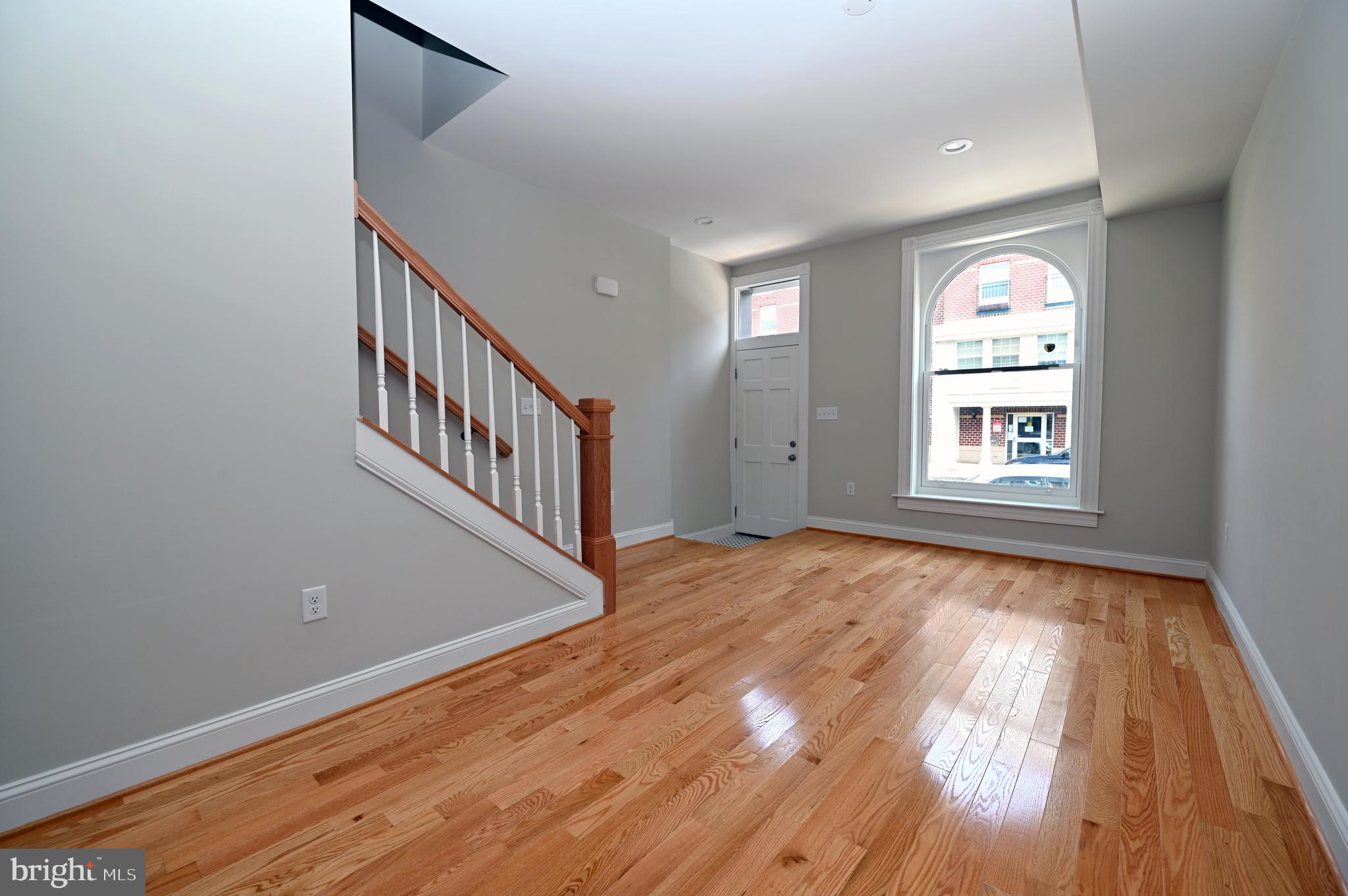 BROADWAY EAST - Residential