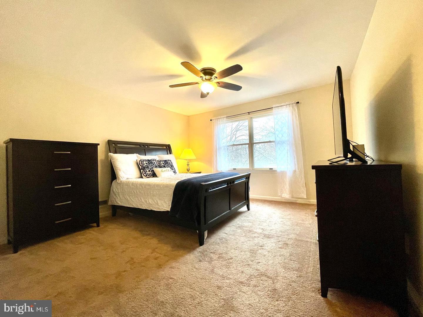 BRIDGE POINTE TOWNHOUSES - Residential Lease