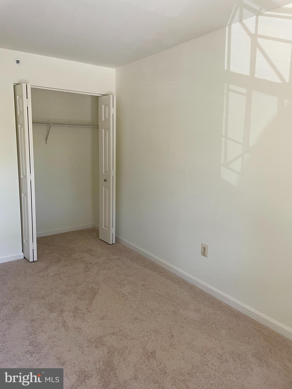 THE POINTE - Residential