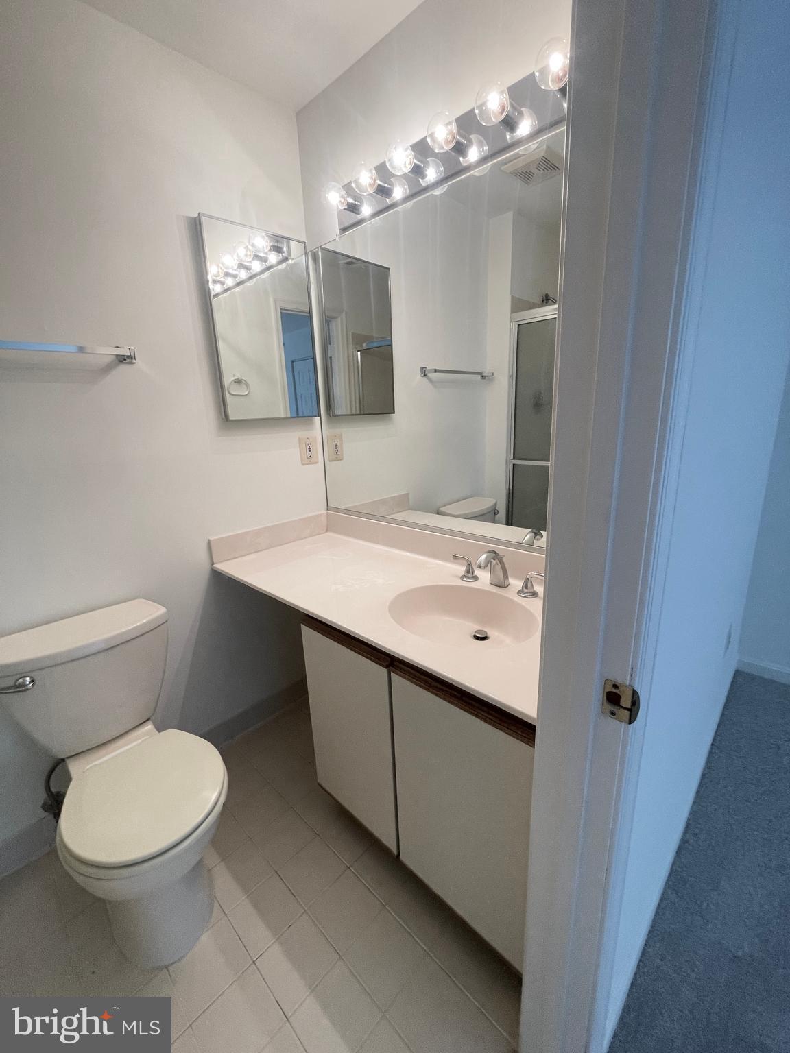 THE POINTE - Residential