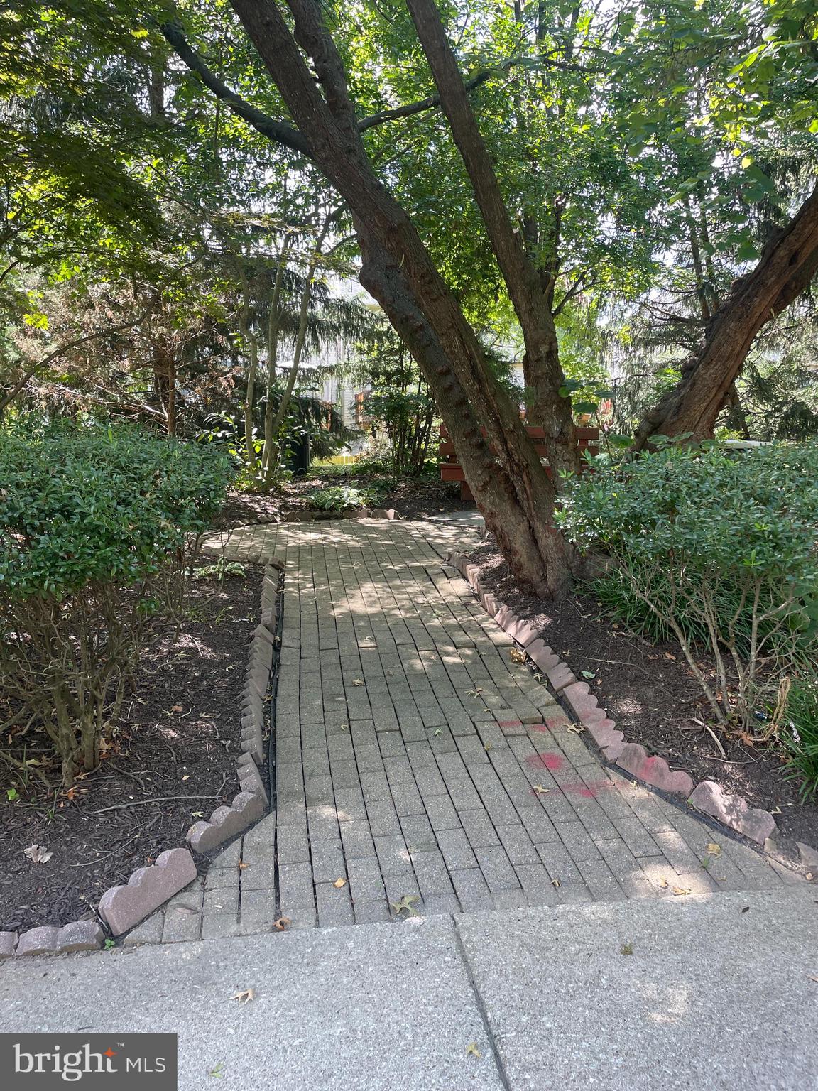 THE POINTE - Residential