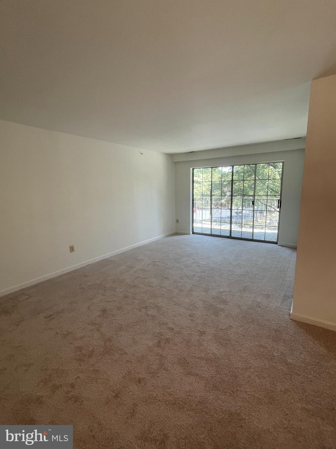 THE POINTE - Residential