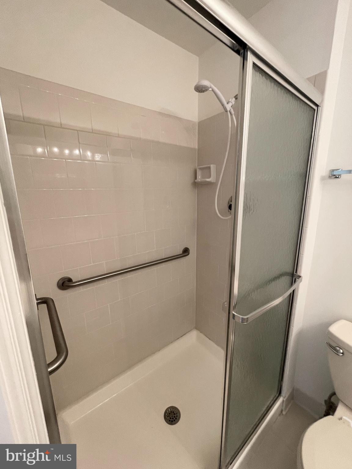 THE POINTE - Residential