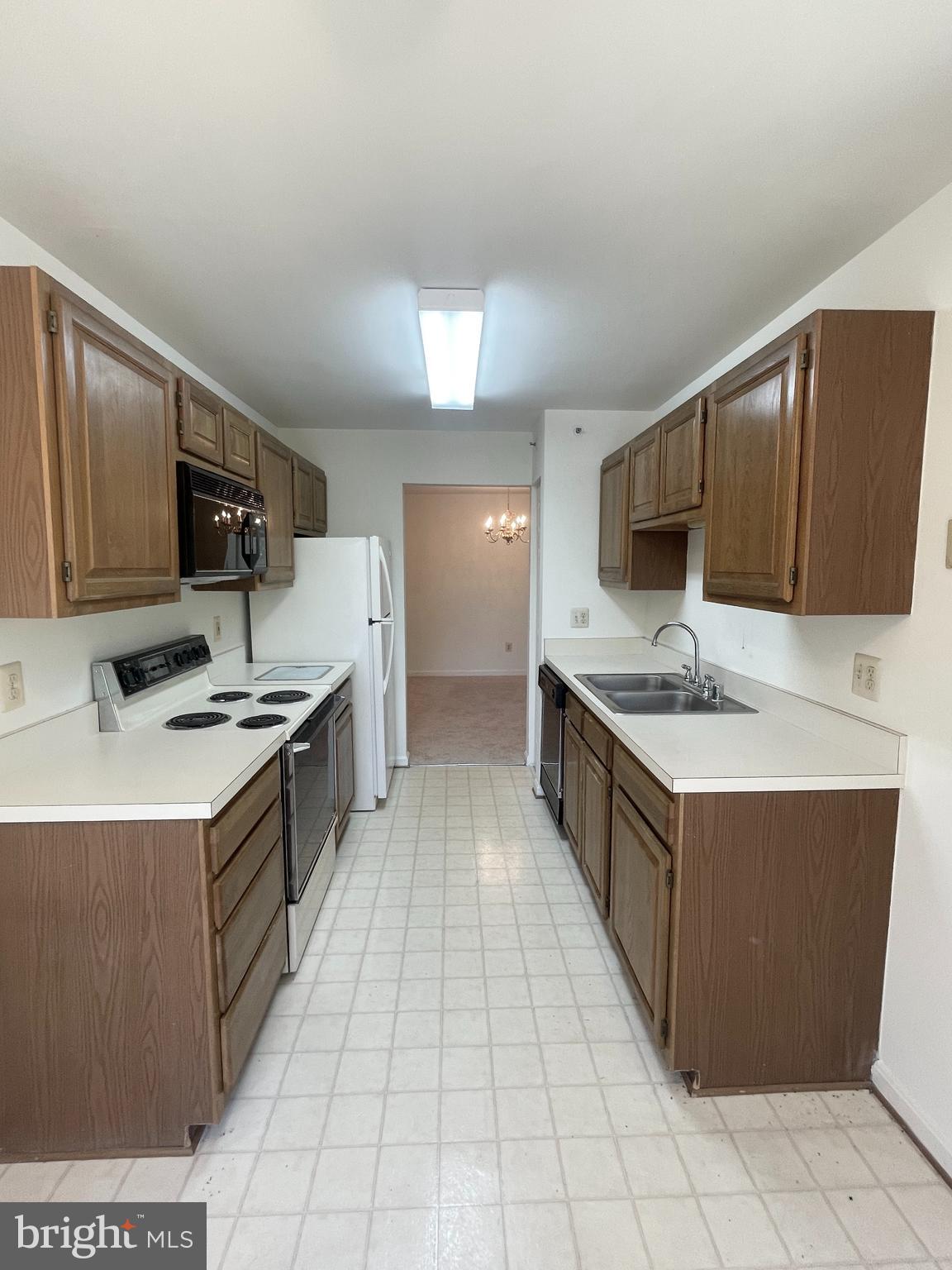 THE POINTE - Residential