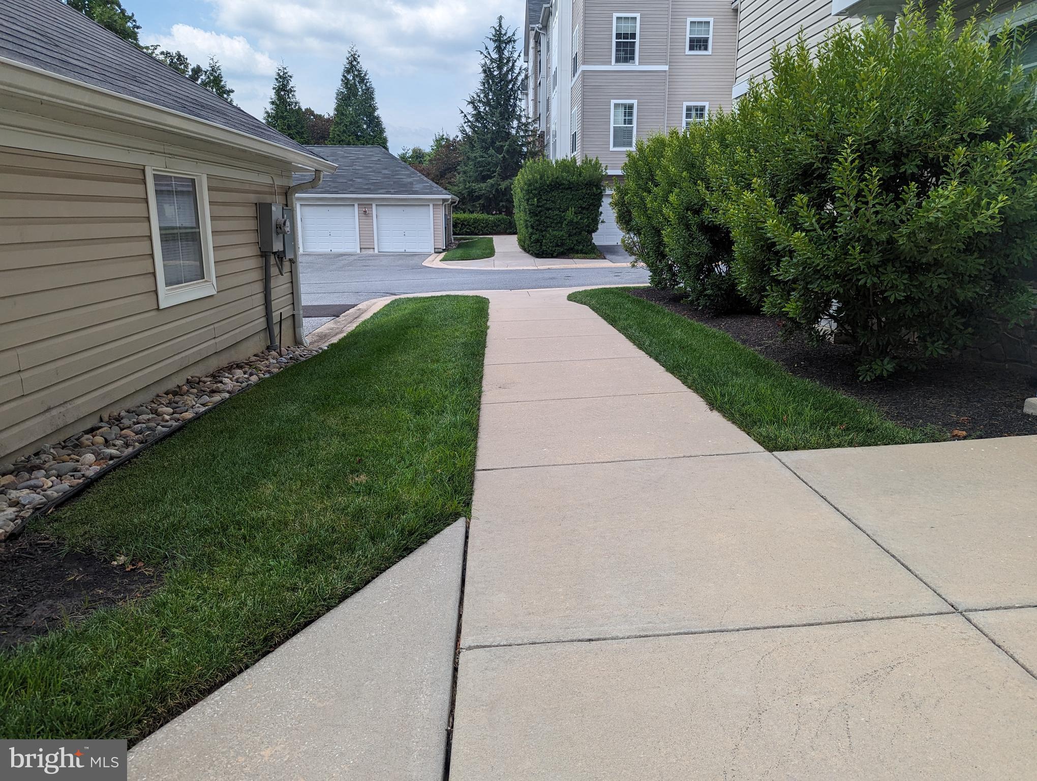 HIGHLANDS AT QUARRY LAKE - Residential