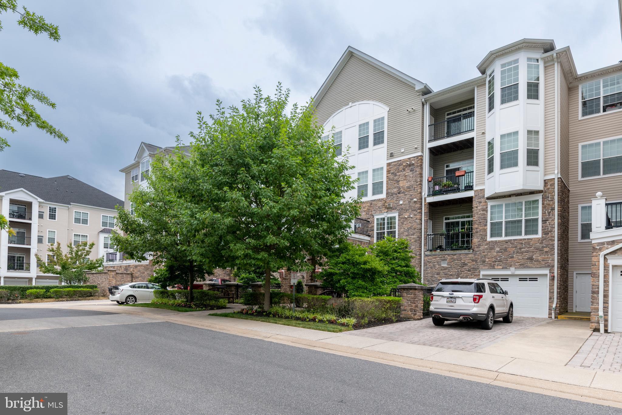 HIGHLANDS AT QUARRY LAKE - Residential