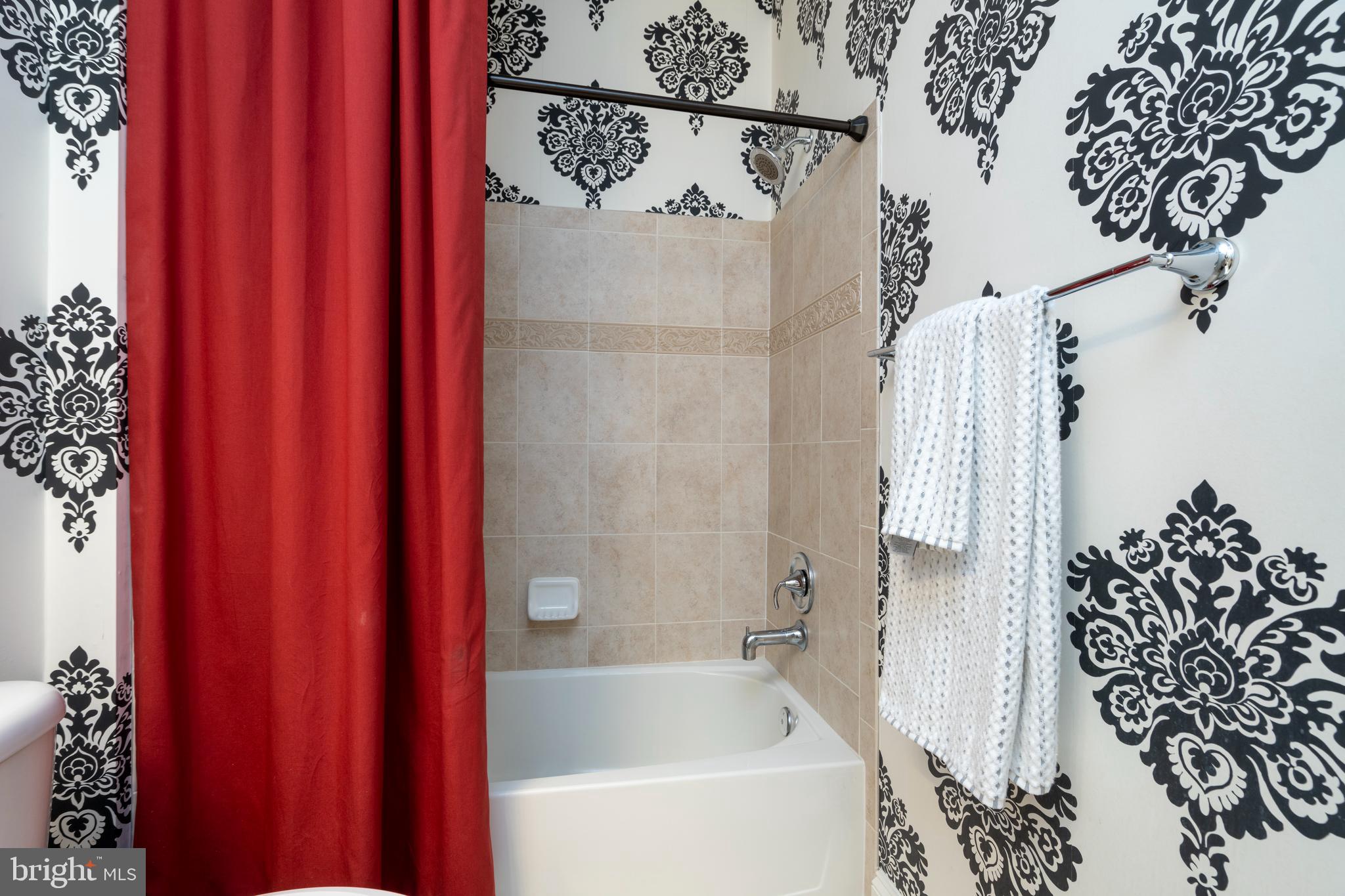 HIGHLANDS AT QUARRY LAKE - Residential