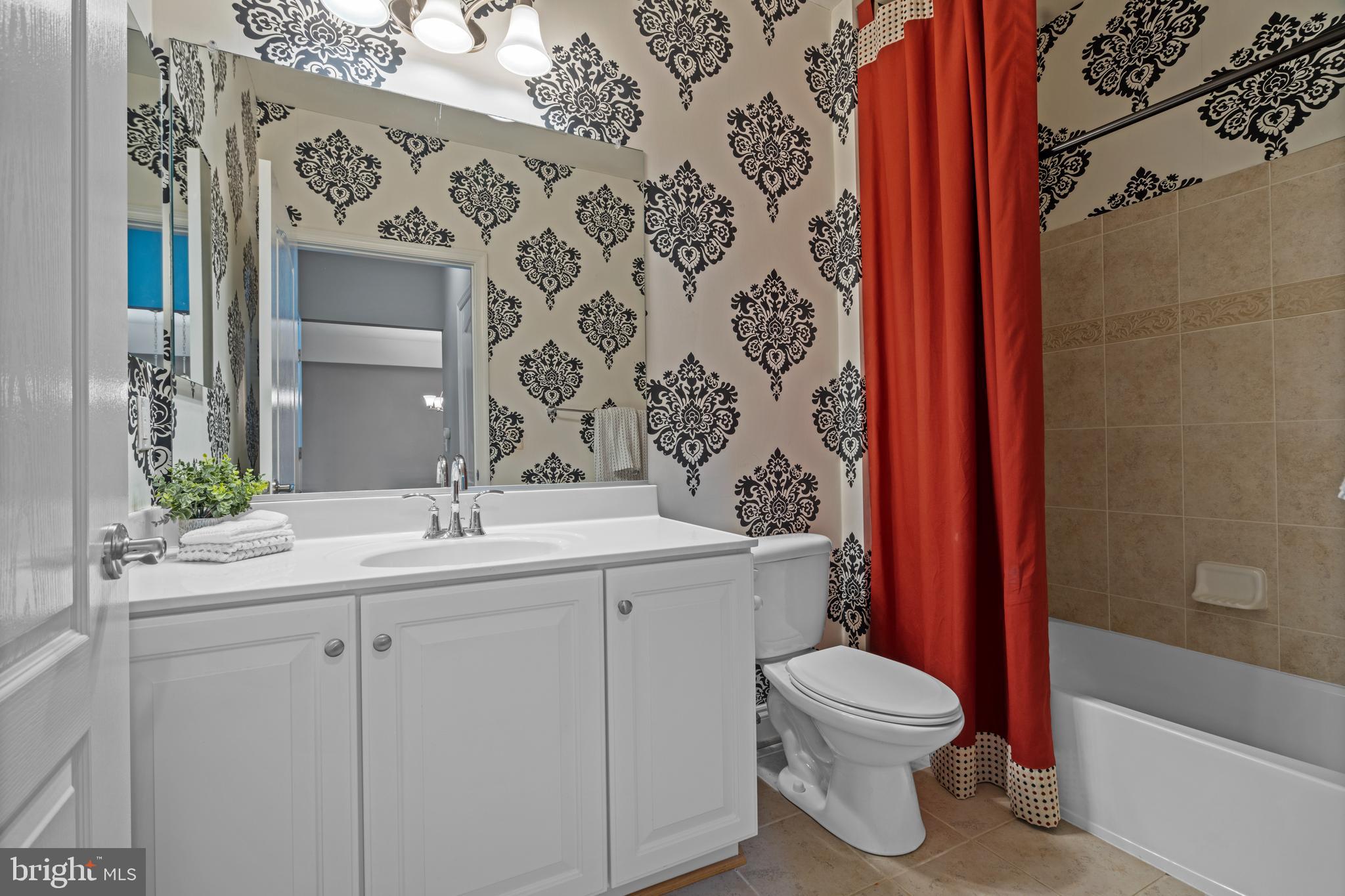 HIGHLANDS AT QUARRY LAKE - Residential