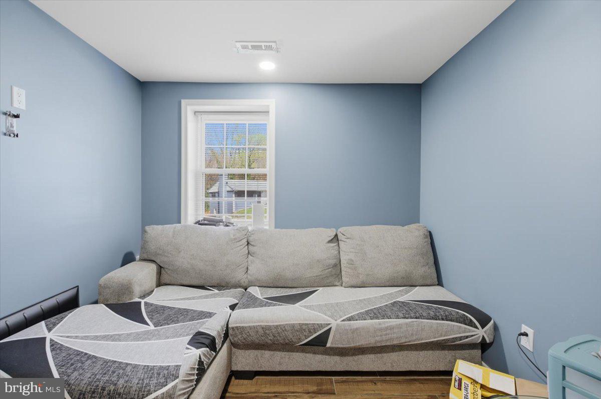 HILLCREST GARDENS - Residential