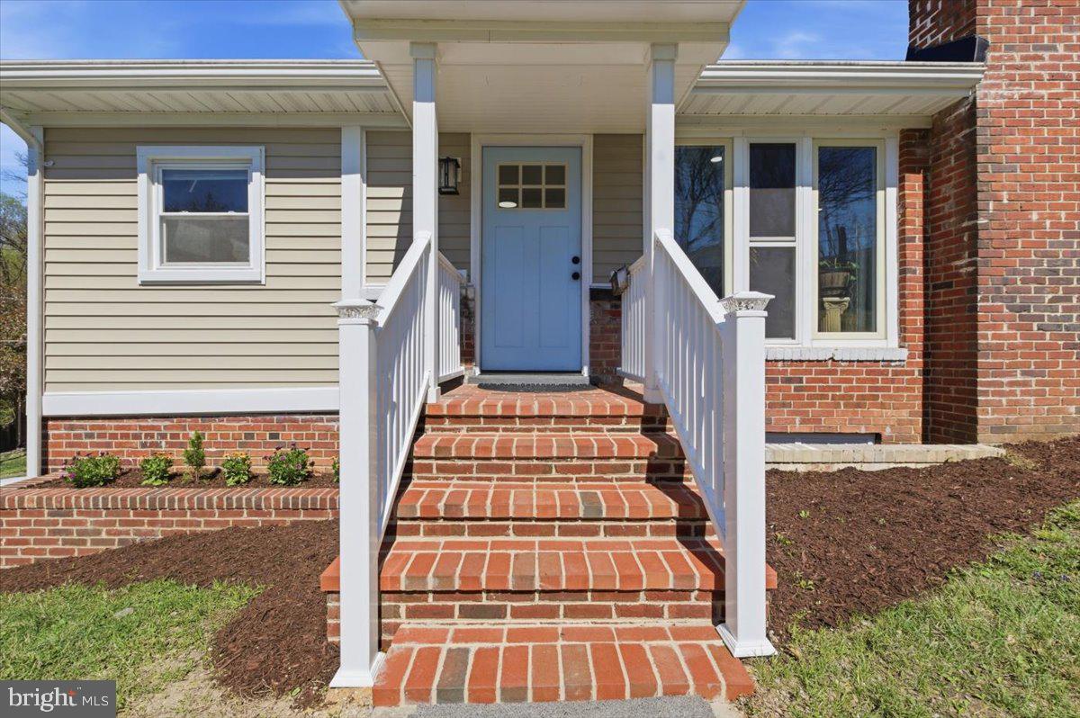 HILLCREST GARDENS - Residential