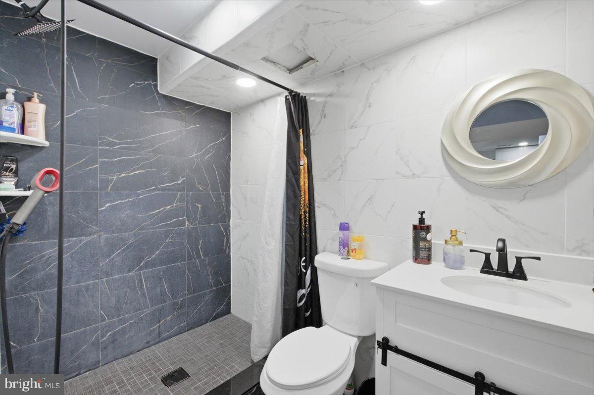 HILLCREST GARDENS - Residential