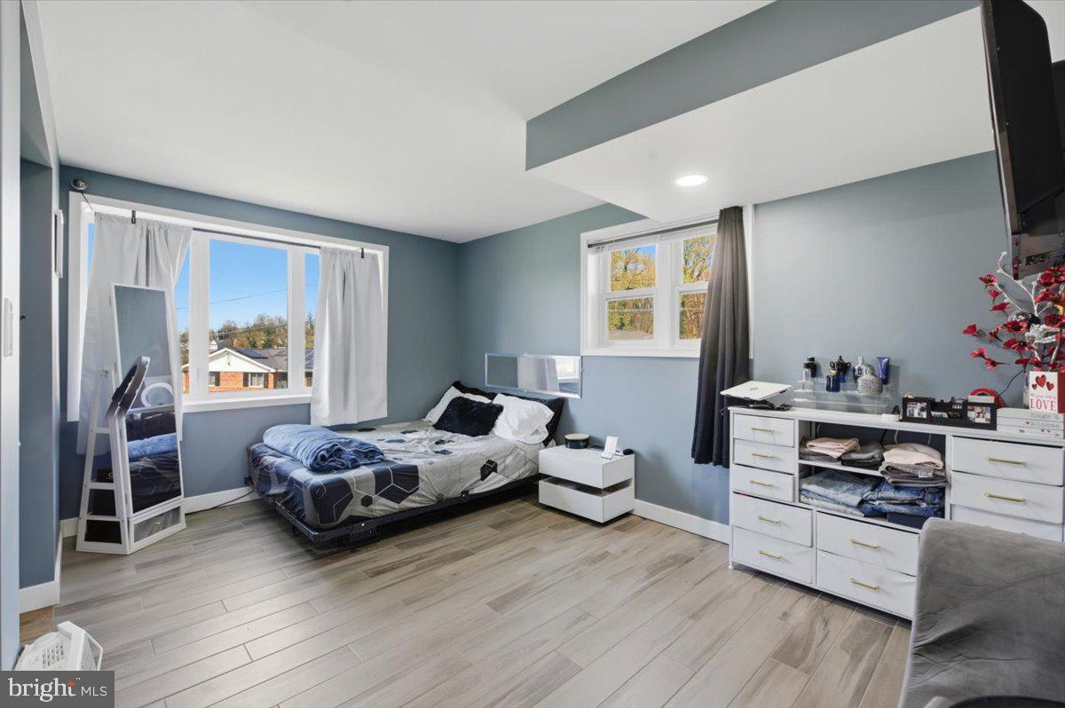 HILLCREST GARDENS - Residential