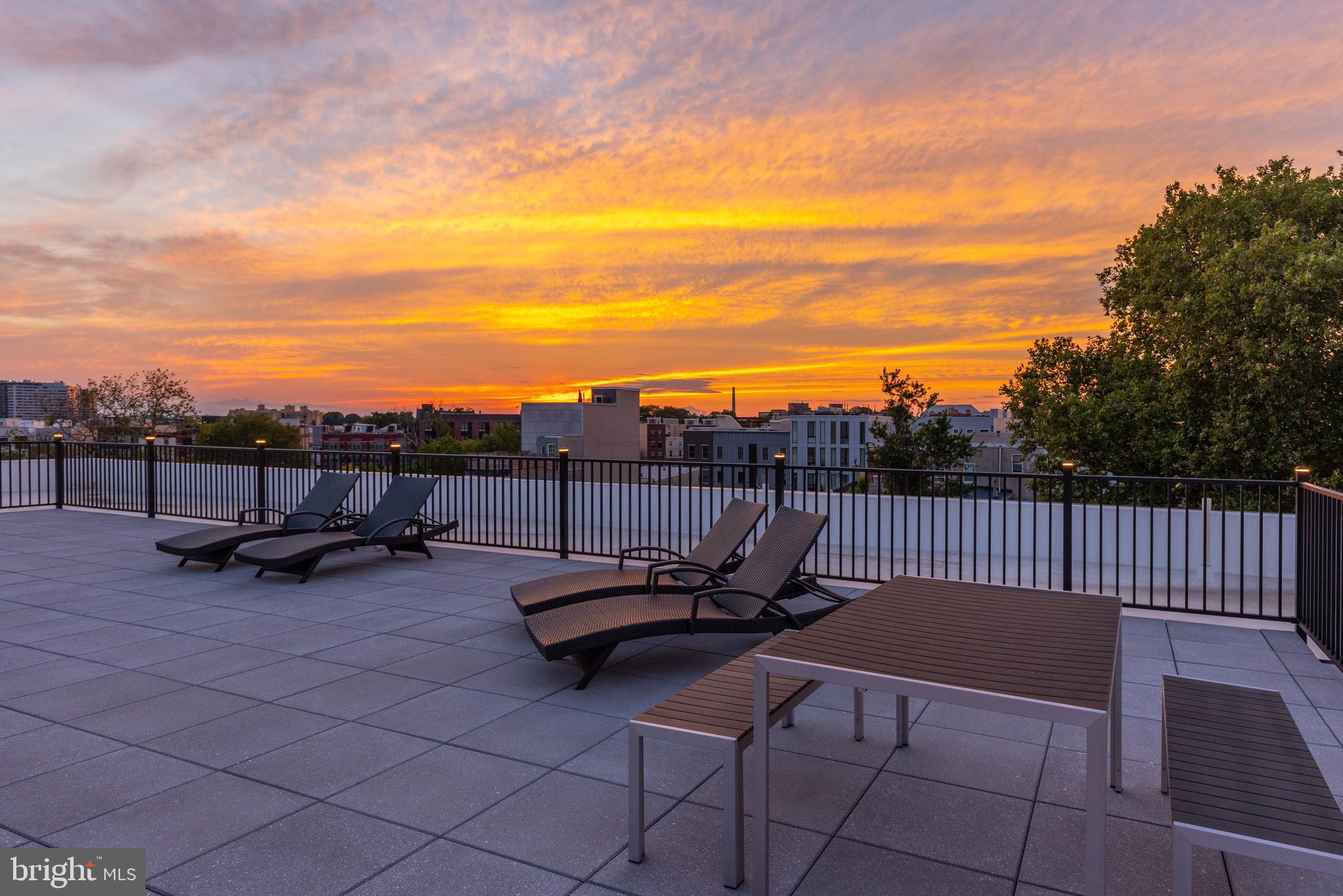 FAIRMOUNT - Residential