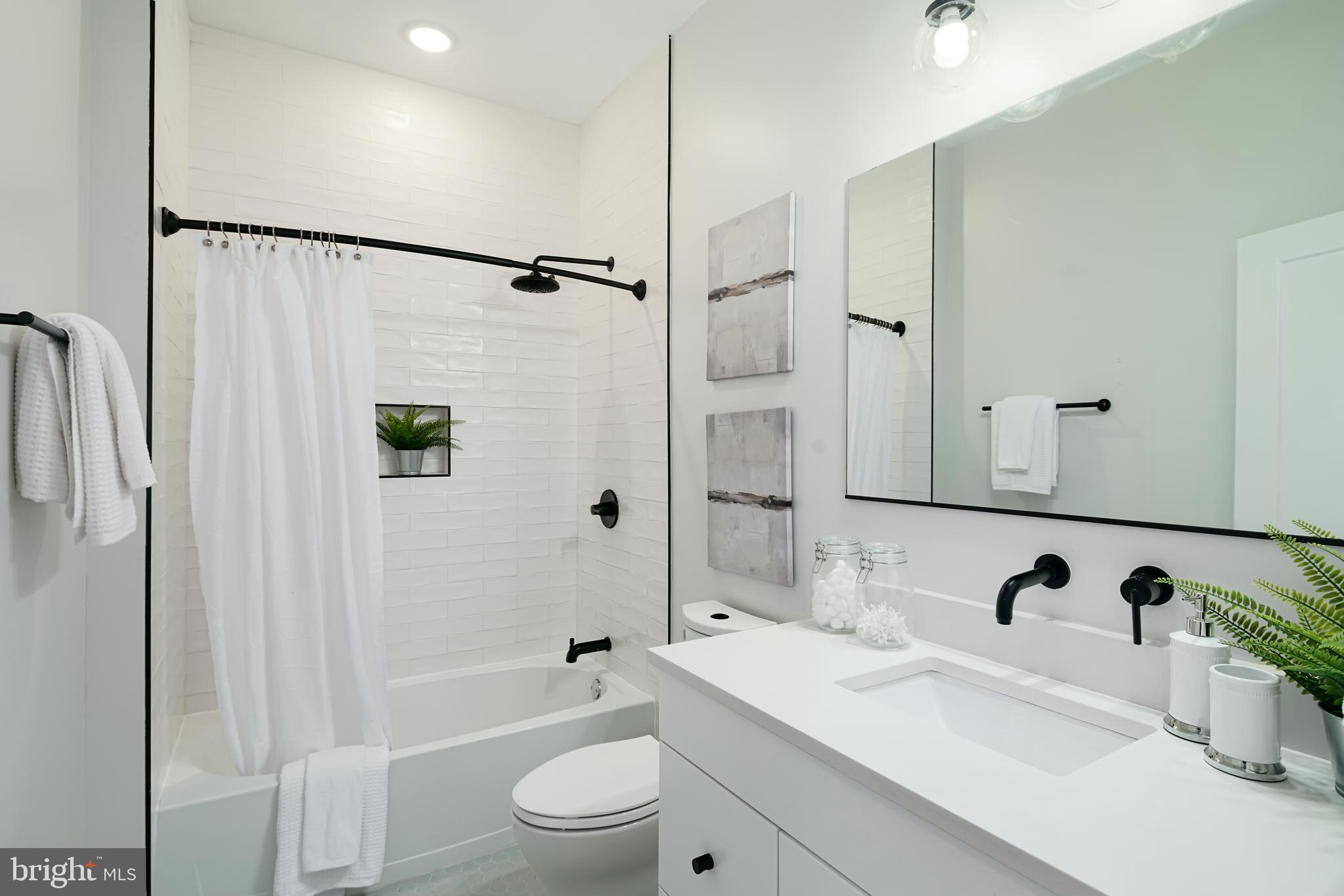 FAIRMOUNT - Residential